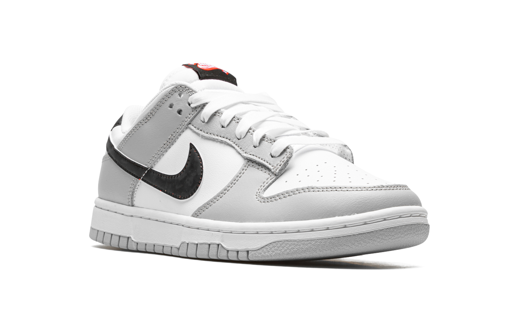 nike dunk low se lottery pack grey fog+DR9654-001+diagnol right view