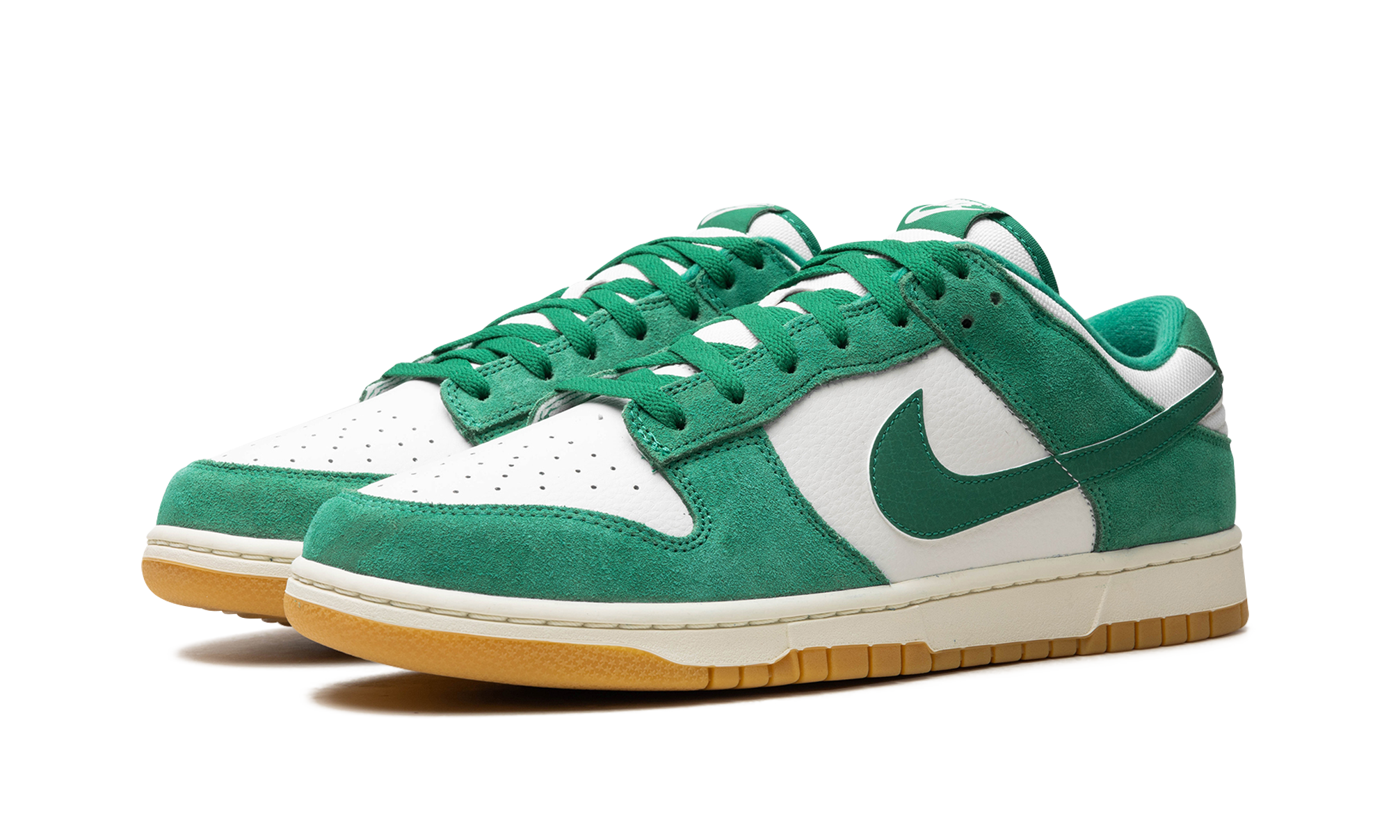 nike dunk low se malachite+HQ1519-030+diagnol left view