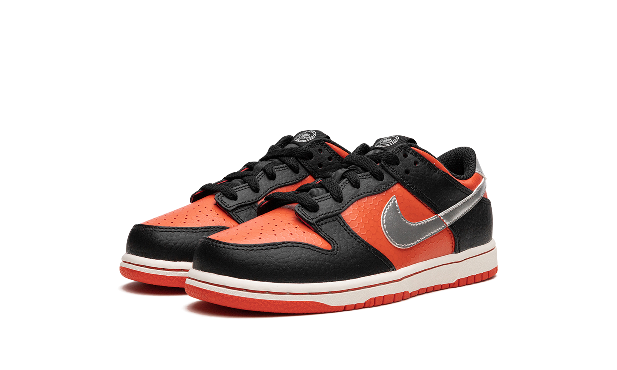 nike dunk low se martian ps+DV1988-001+diagnol left view