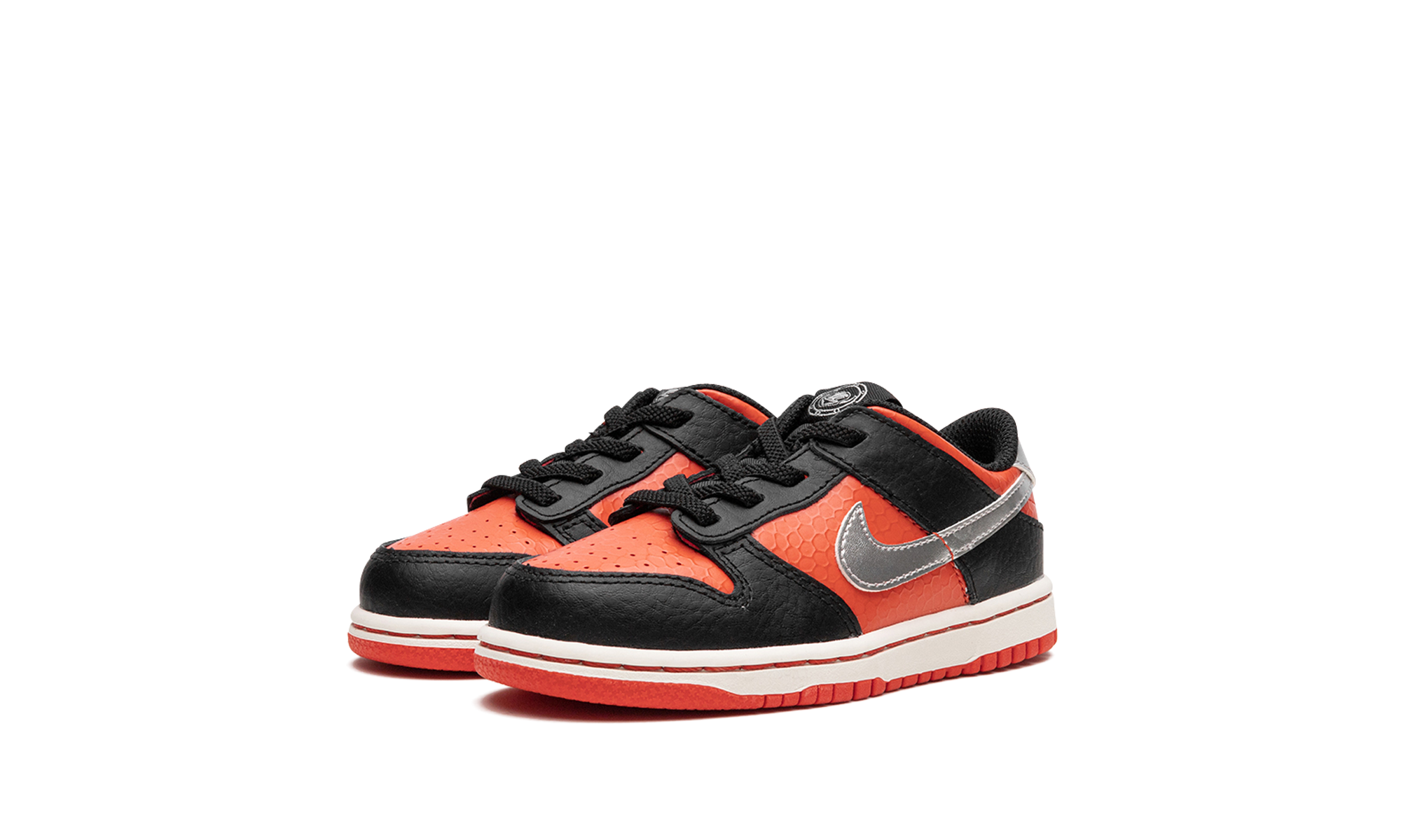 nike dunk low se martian td+DV1987-001+diagnol left view