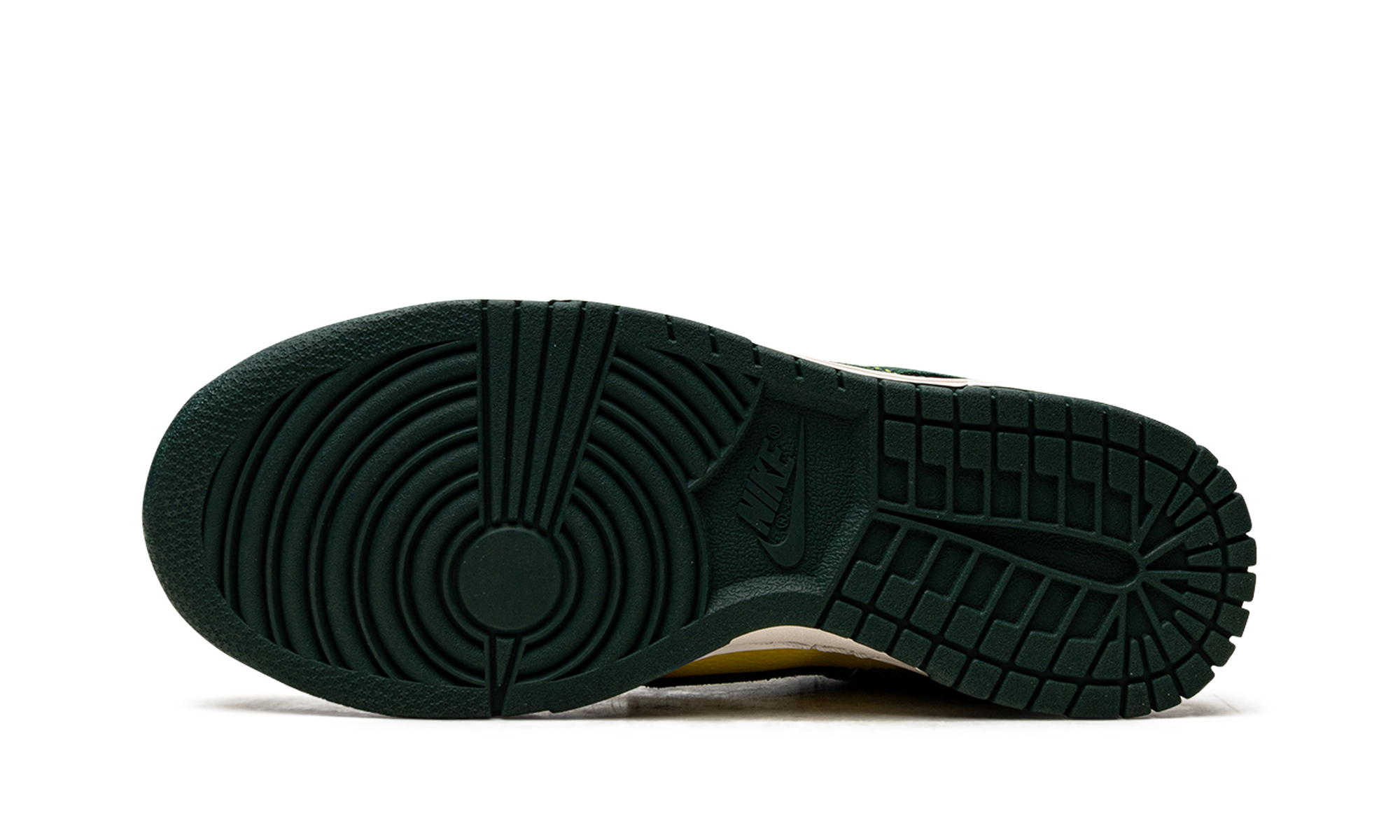 nike dunk low se noble green women s+FD0350-133+bottom view