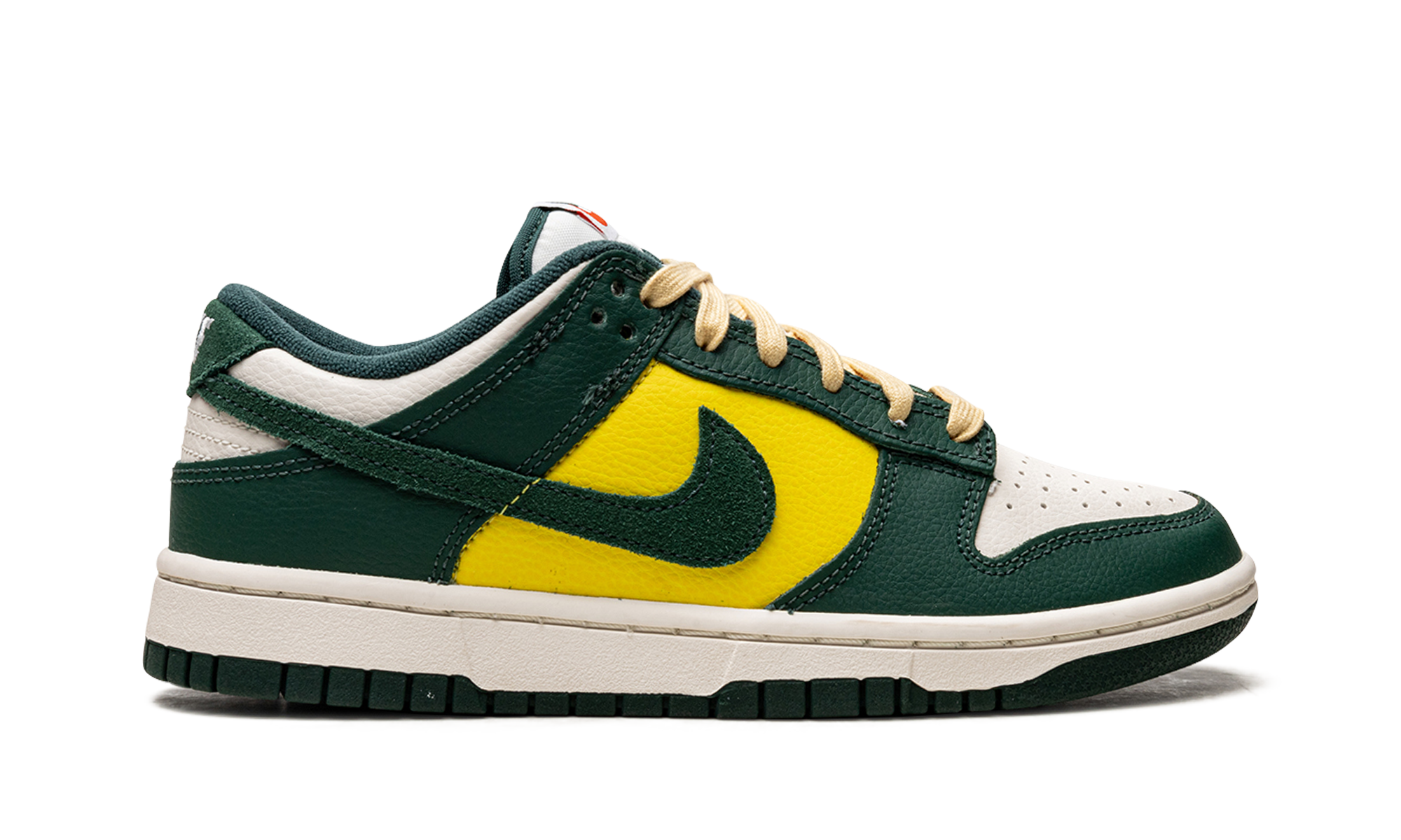 nike dunk low se noble green women s+FD0350-133+right view