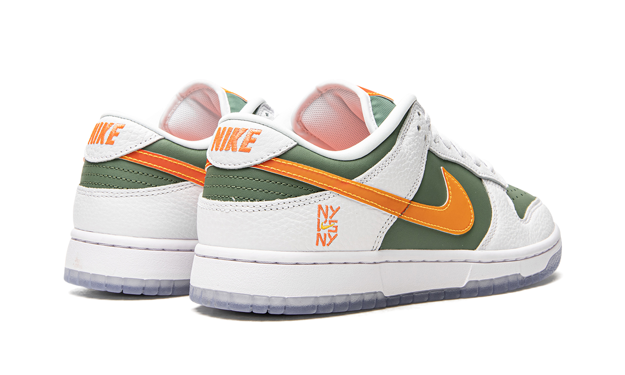 nike dunk low se ny vs ny+DN2489-300+diagnol right behind view