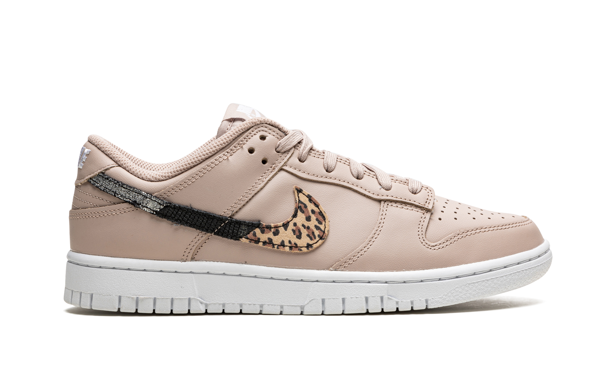nike dunk low se primal pink women s+DD7099-200+right view