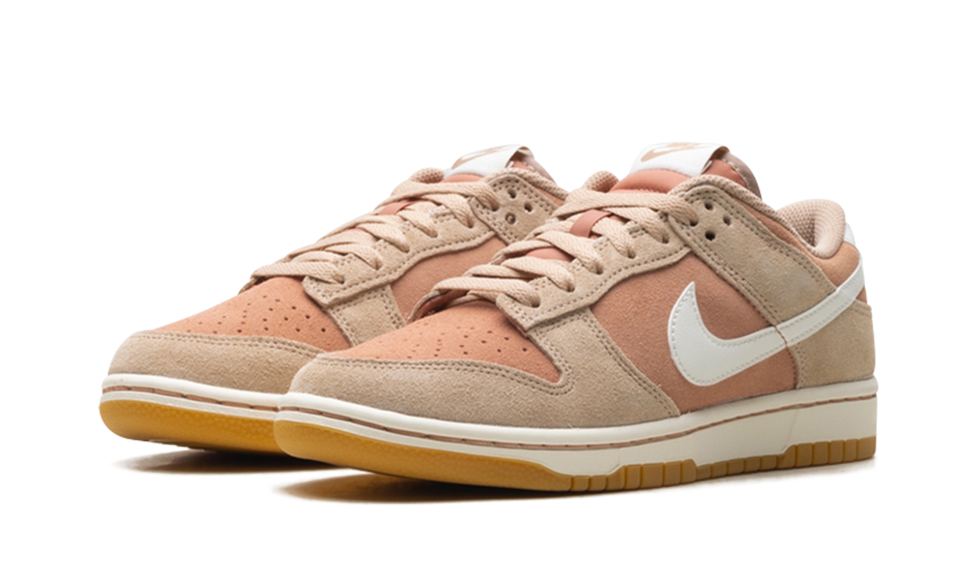 nike dunk low se rattan terra blush+HQ1931-200+diagnol left view