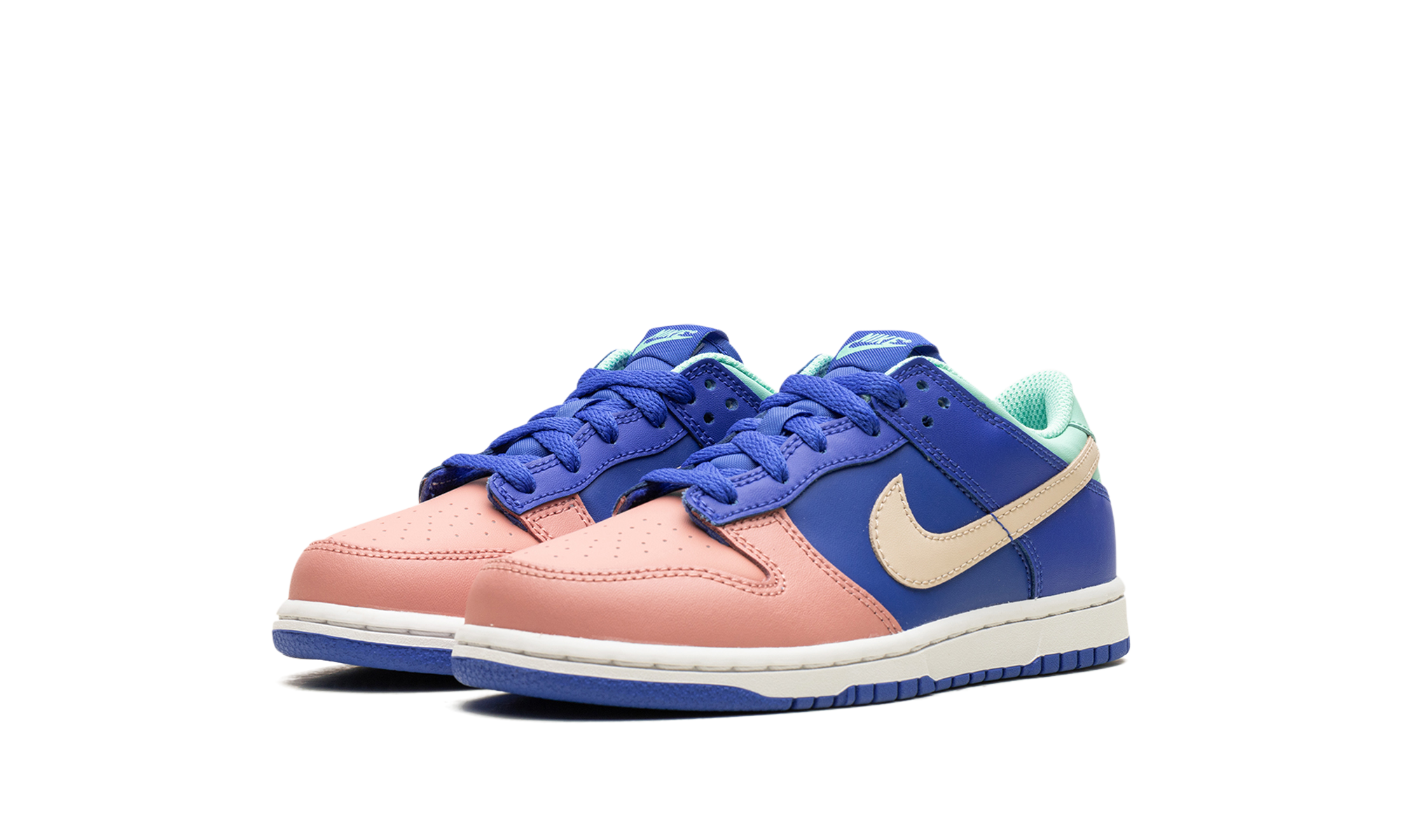 nike dunk low se salmon toe ps+DZ2874-400+diagnol left view