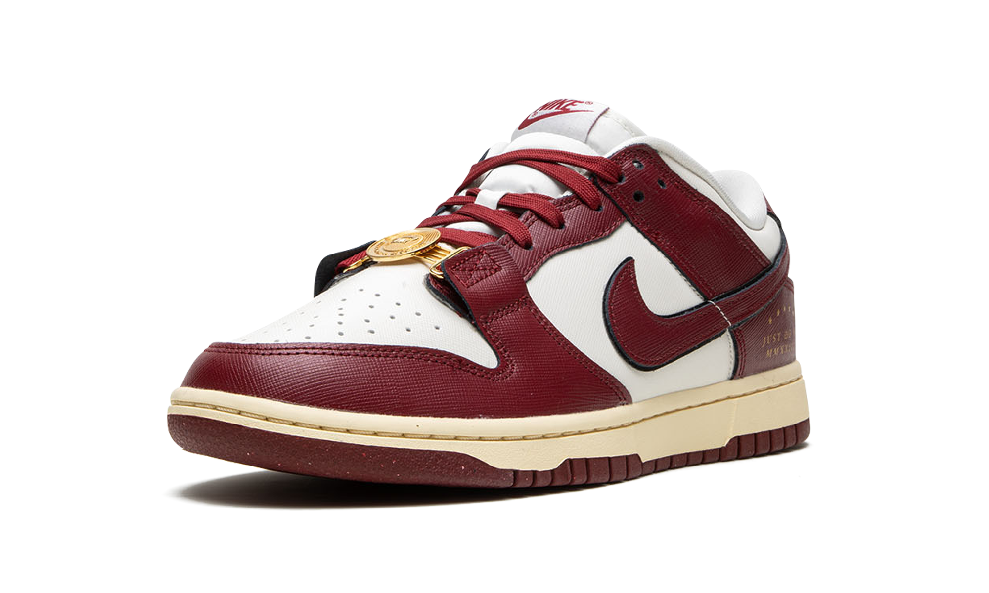 nike dunk low se sisterhood sail team red women s+DV1160-101+left diagnol single view