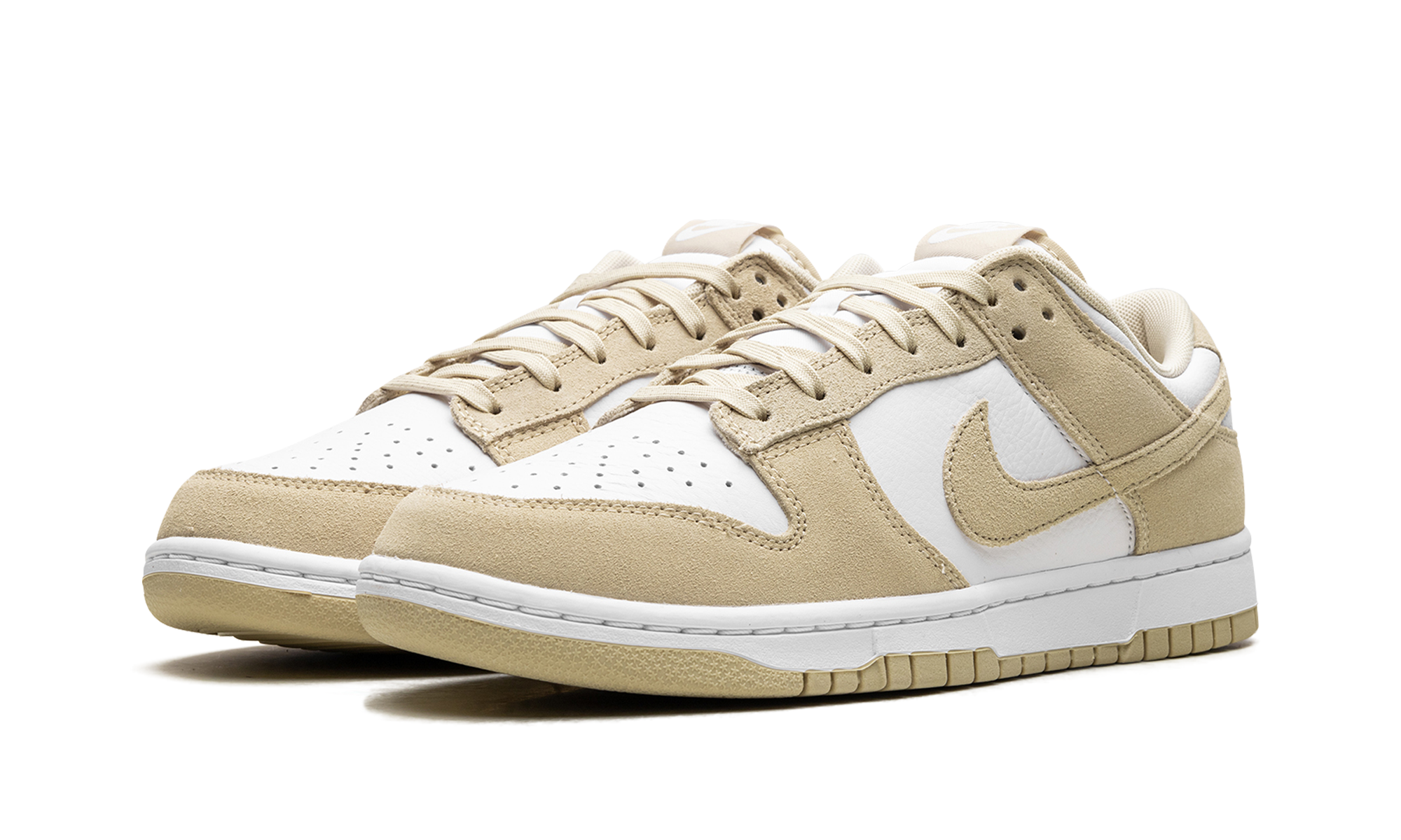 nike dunk low se team gold suede+FQ8249-102+diagnol left view