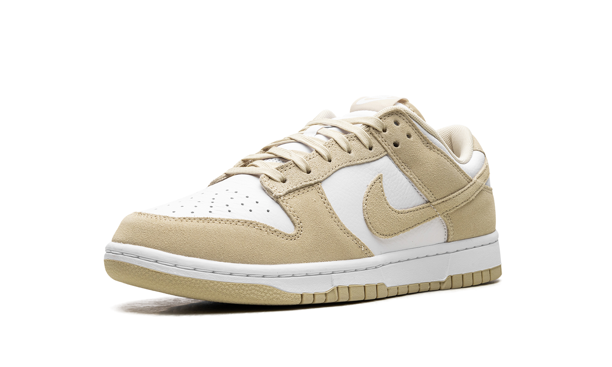 nike dunk low se team gold suede+FQ8249-102+left diagnol single view