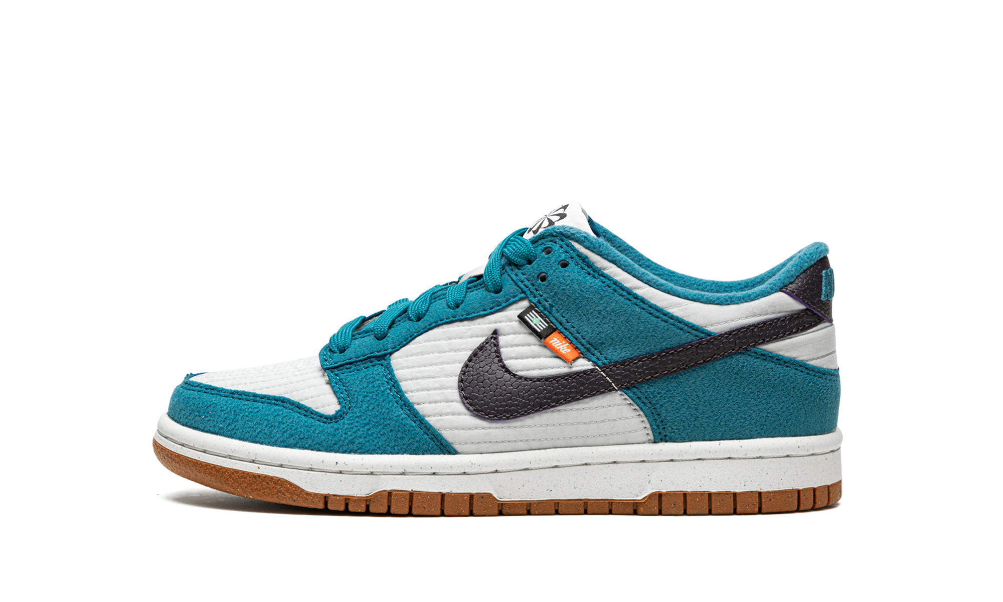 nike dunk low se toasty rift blue gs+DC9561-400+diagnol left view