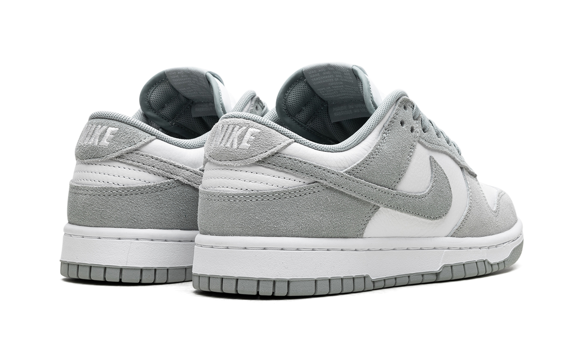 nike dunk low se white light pumice+FQ8249-101+diagnol right behind view