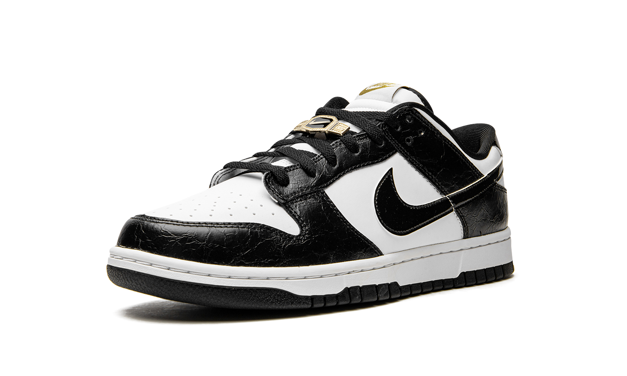nike dunk low se world champs black white+DR9511-100+left diagnol single view