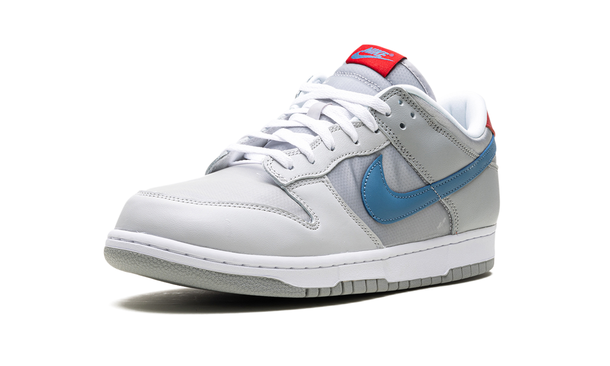 nike dunk low silver surfer 2024+HF0391-001+left diagnol single view