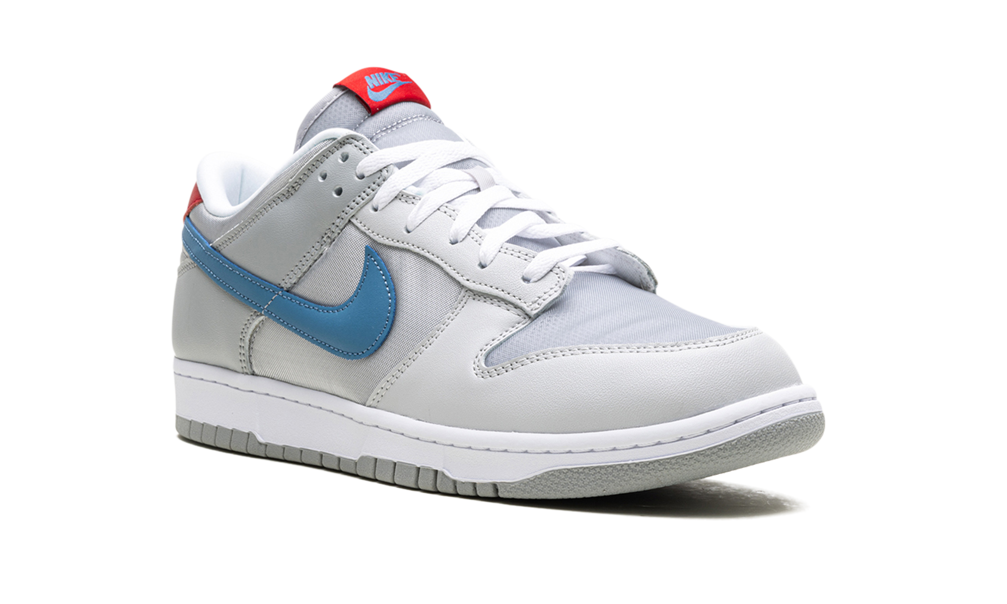nike dunk low silver surfer 2024+HF0391-001+diagnol right view