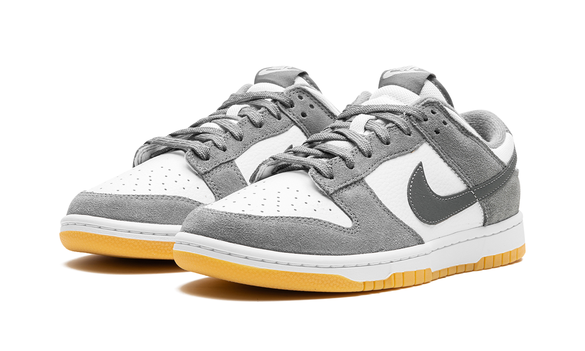 nike dunk low smoke grey gum 3m swoosh+FV0389-100+diagnol left view