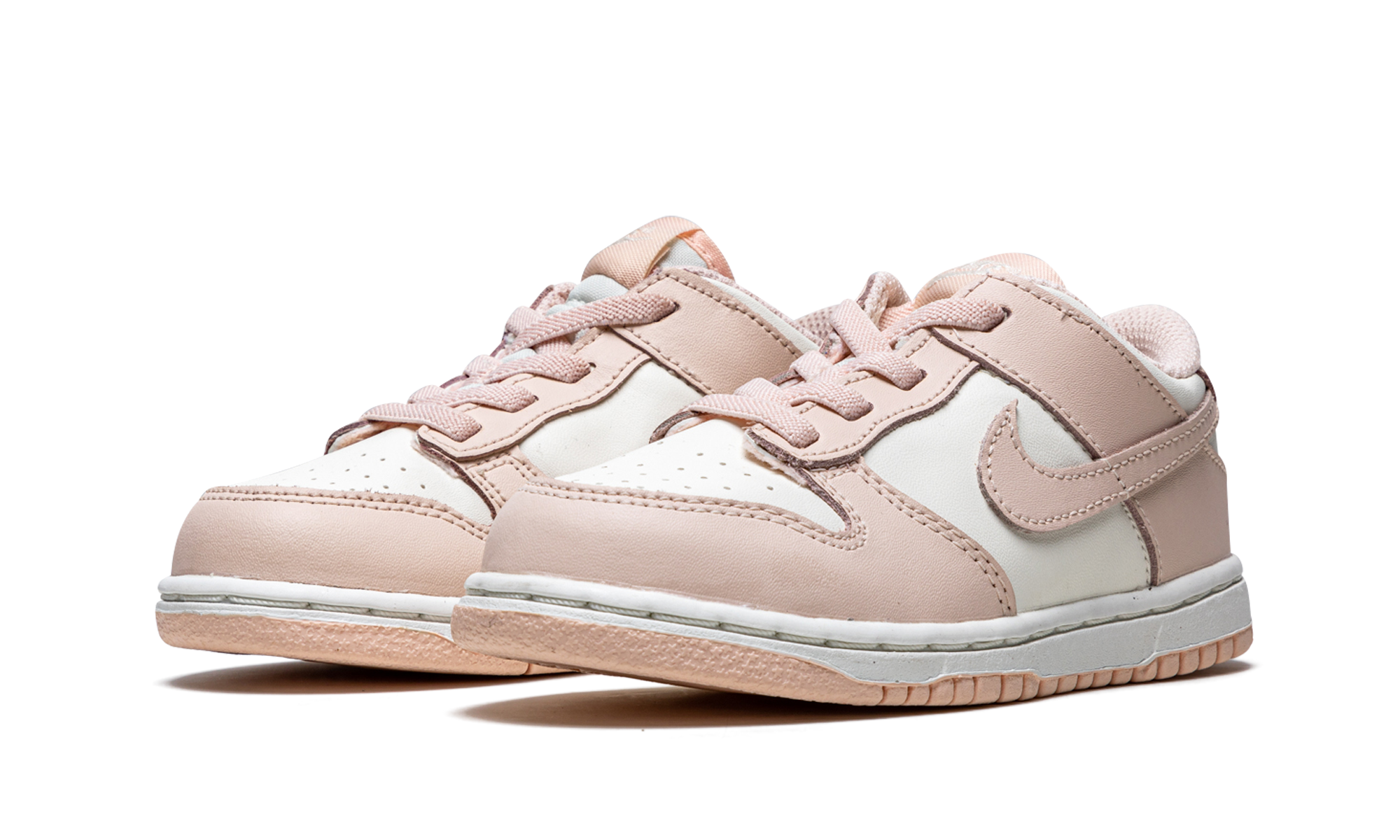 nike dunk low sp orange pearl td+CW1589-101+diagnol left view