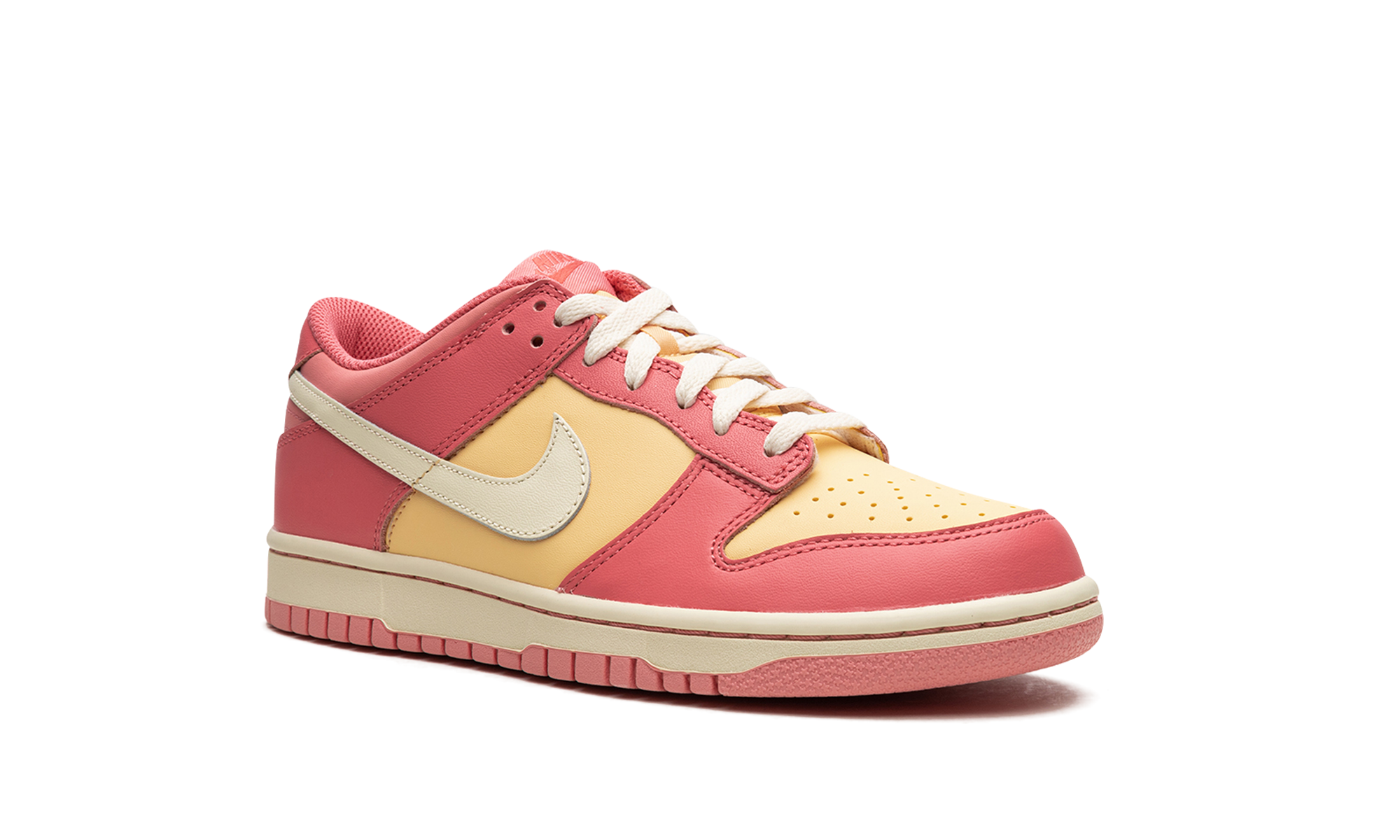 nike dunk low strawberry peach cream gs+DH9765-200+diagnol right view
