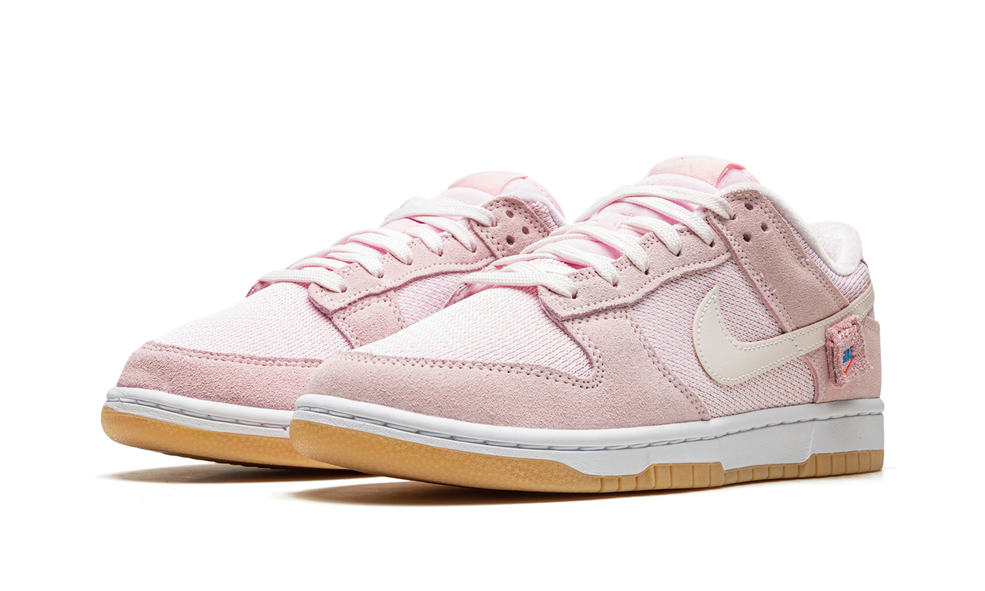 nike dunk low teddy bear women s+DZ5318-640+diagnol left view