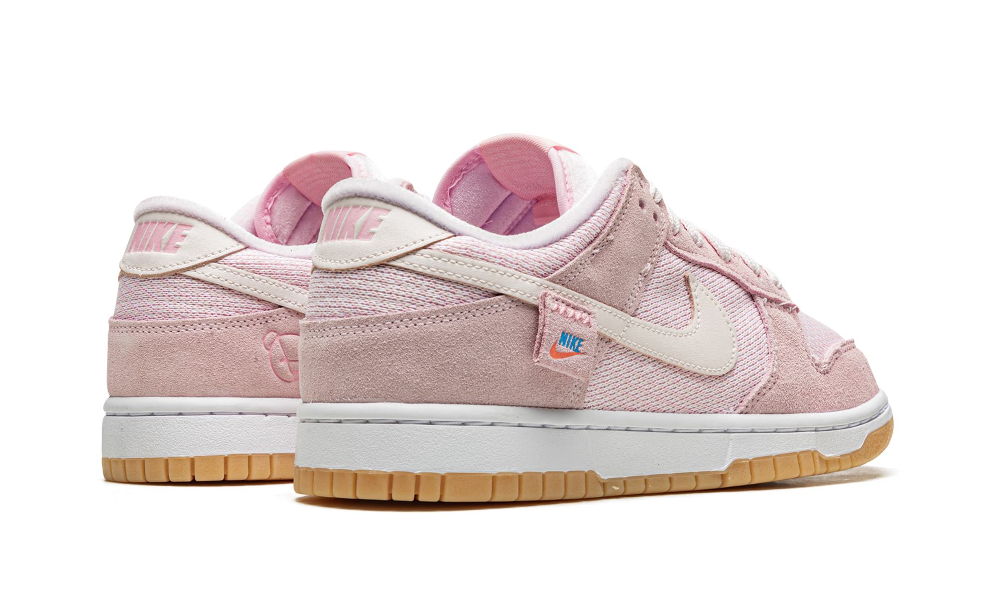 nike dunk low teddy bear women s+DZ5318-640+diagnol right behind view