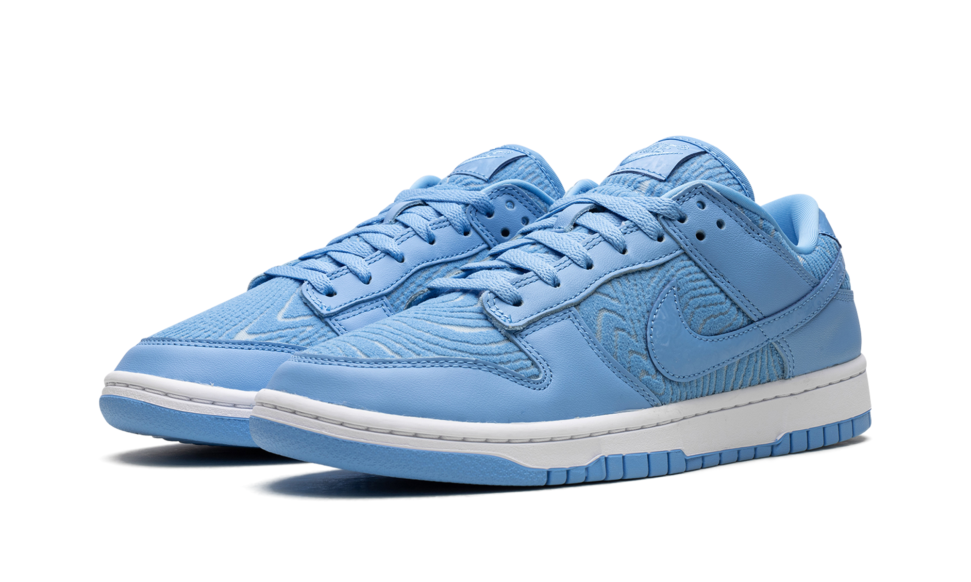nike dunk low topography university blue+FN6834-412+diagnol left view