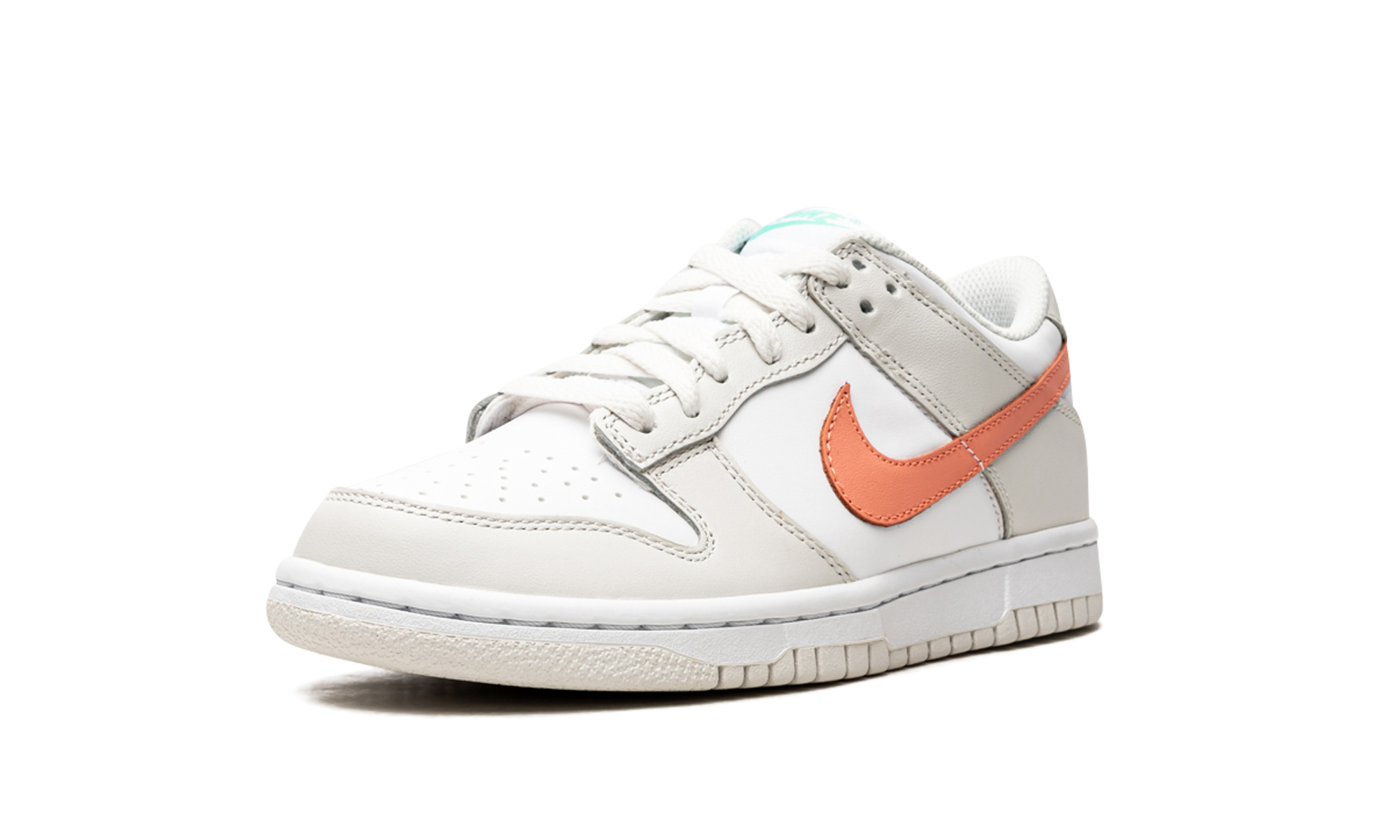 nike dunk low tropical twist gs+CW1590-101+left diagnol single view