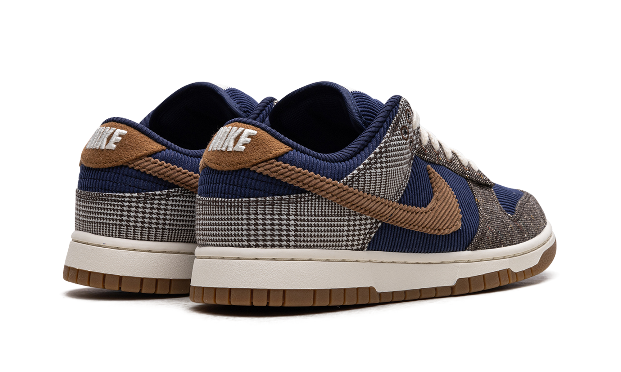 nike dunk low tweed midnight navy corduroy+FQ8746-410+diagnol right behind view