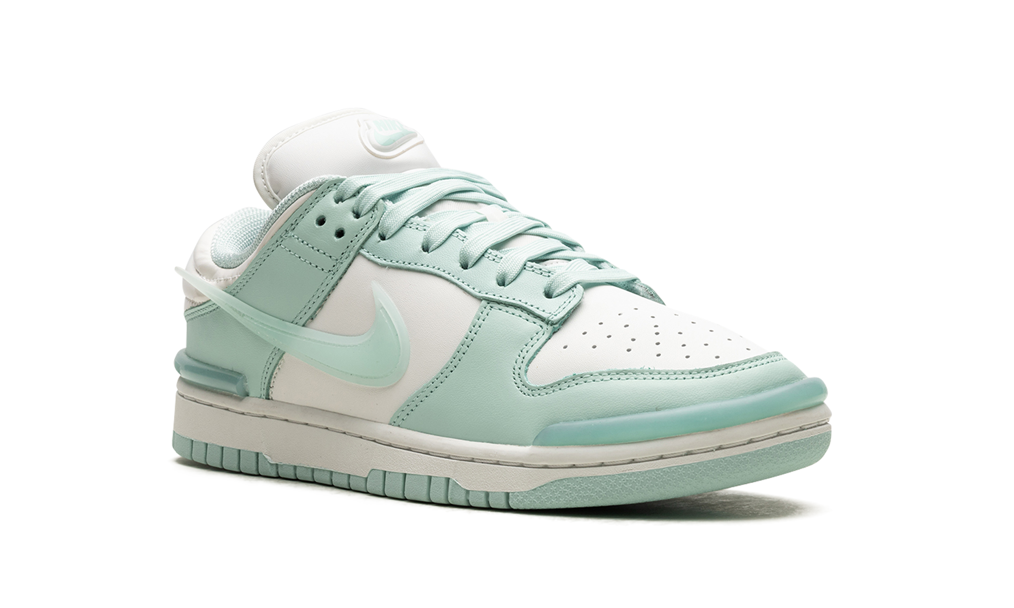 nike dunk low twist jade ice women s+DZ2794-101+diagnol right view