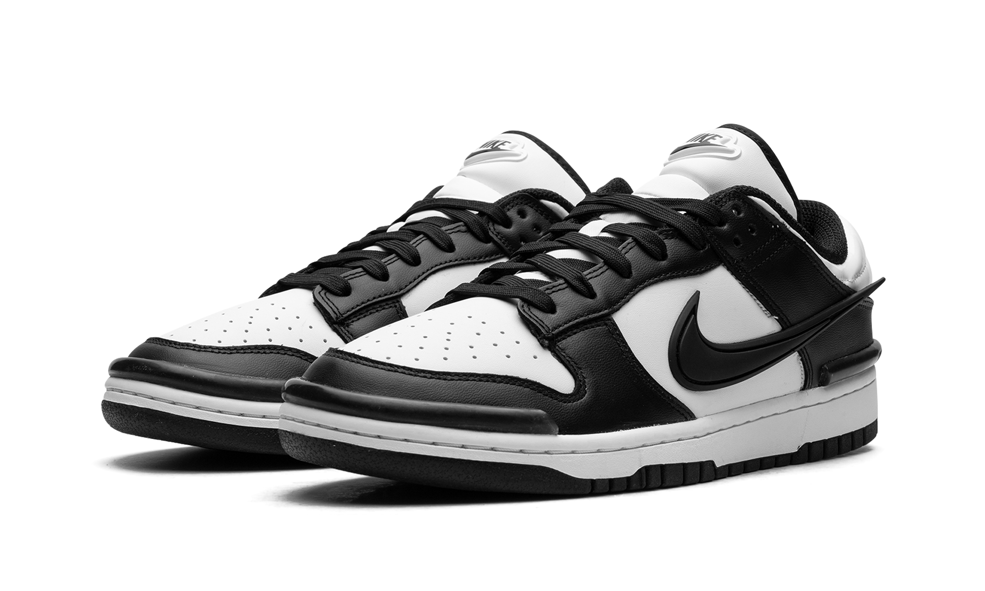 nike dunk low twist panda women s+DZ2794-001+diagnol left view