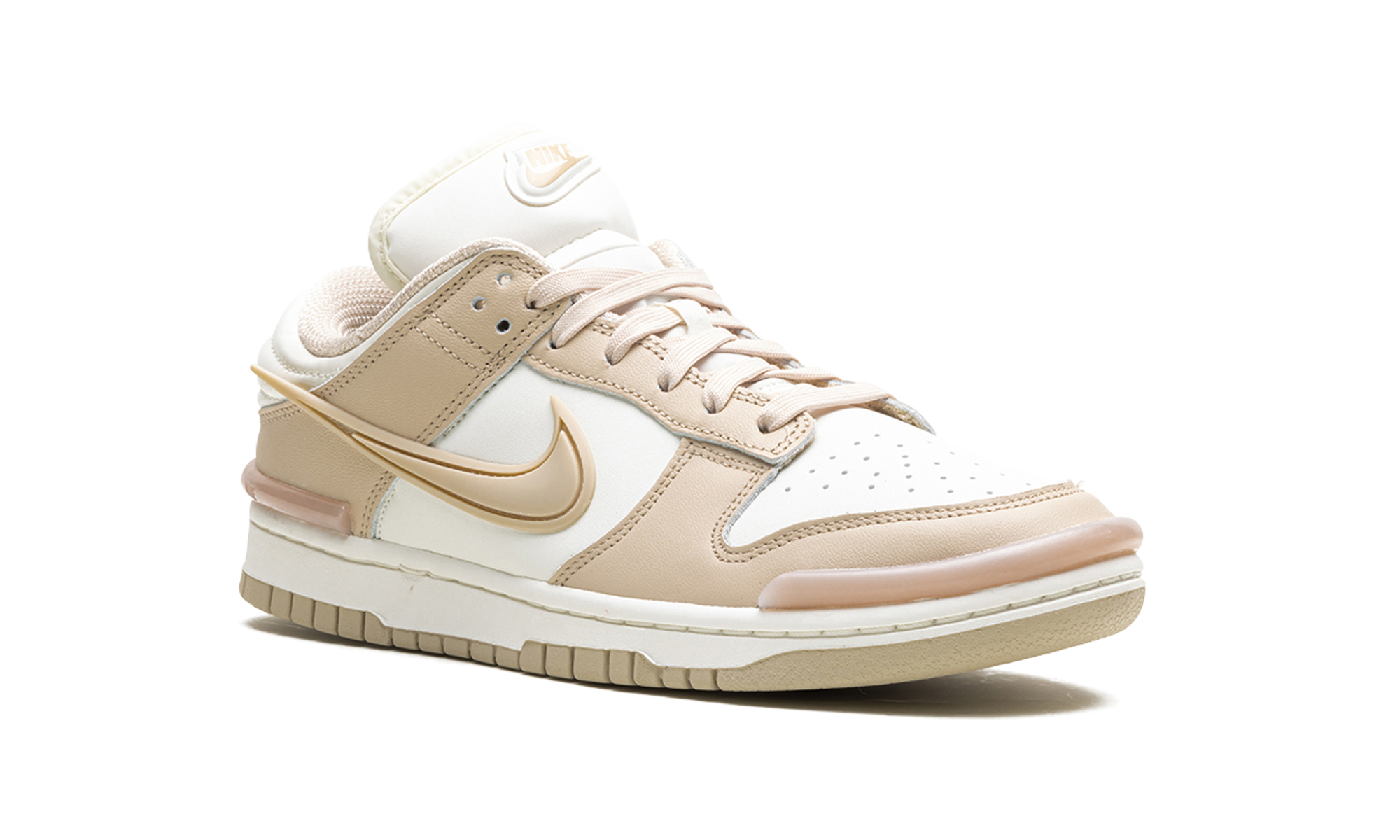 nike dunk low twist sanddrift women s+DZ2794-102+diagnol right view