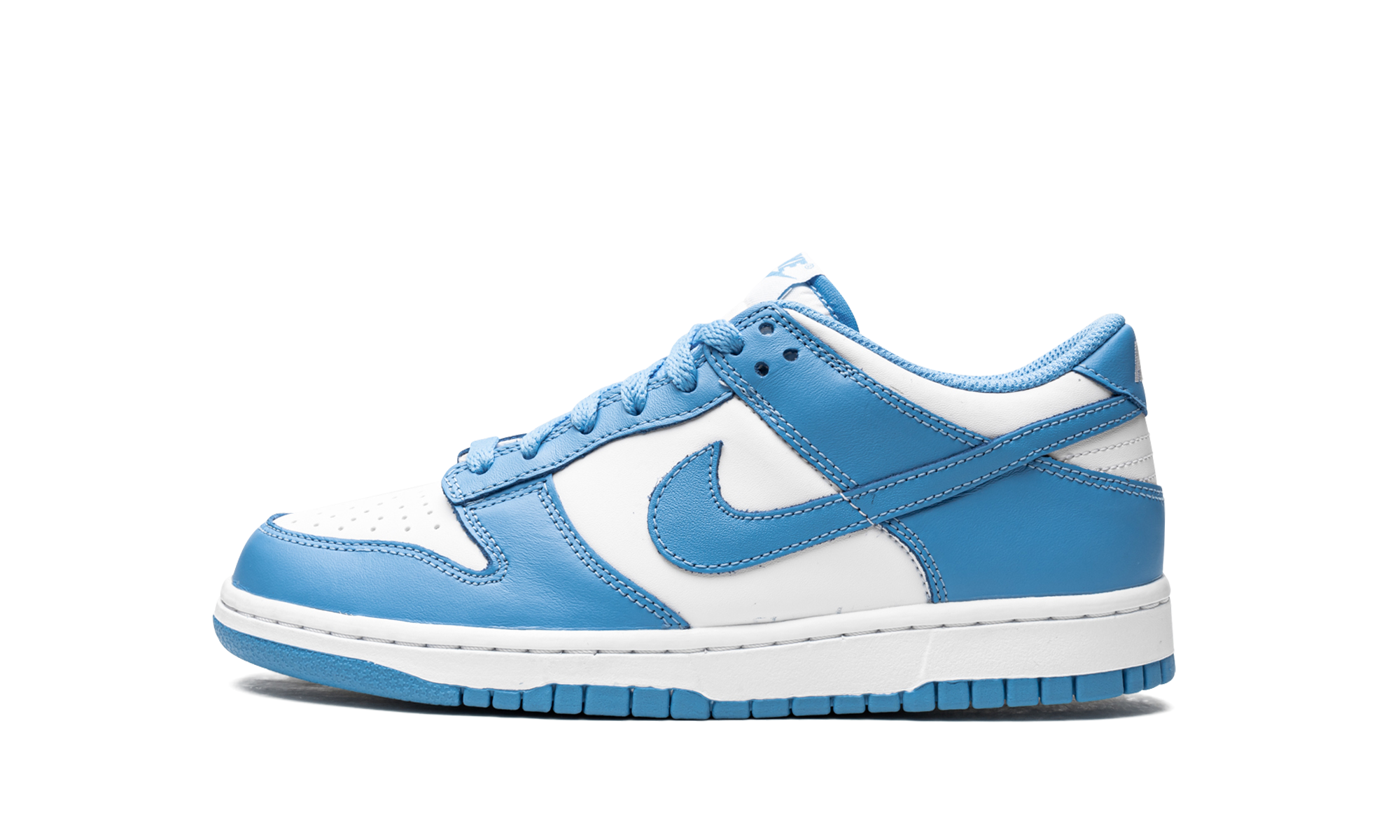 nike dunk low unc gs+CW1590-103+diagnol right view 1