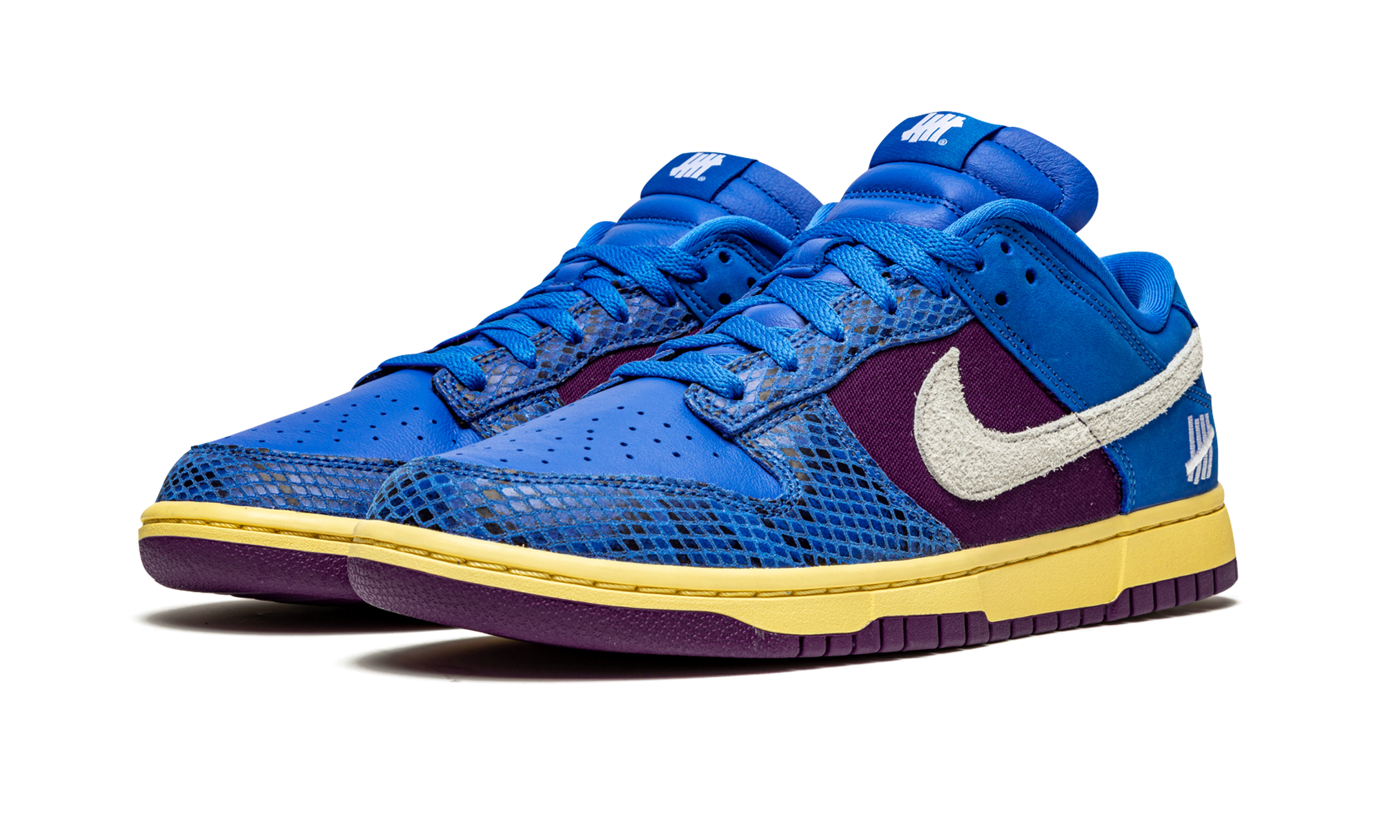 nike dunk low undefeated 5 on it dunk vs af1+DH6508-400+diagnol left view