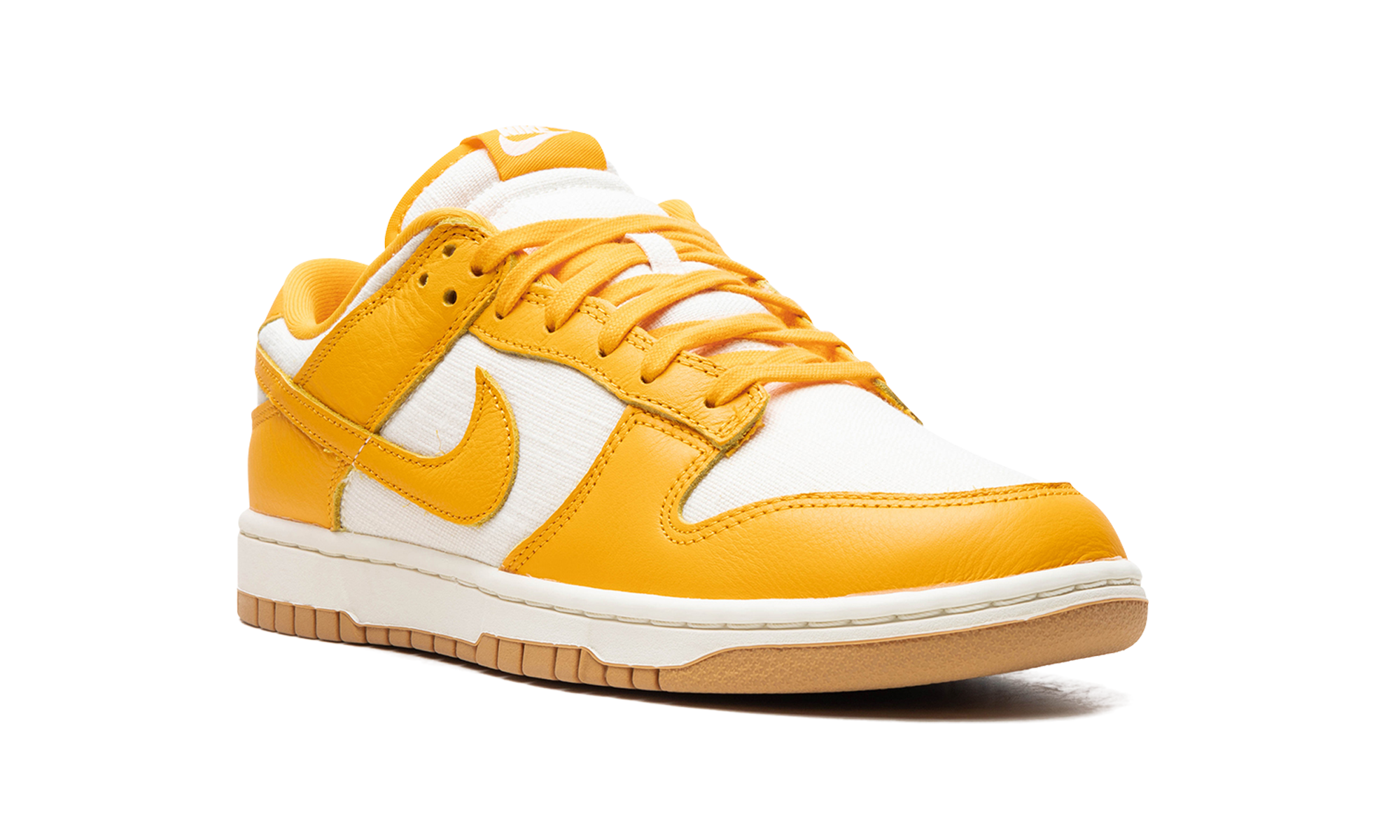 nike dunk low university gold+HF4867-739+diagnol right view