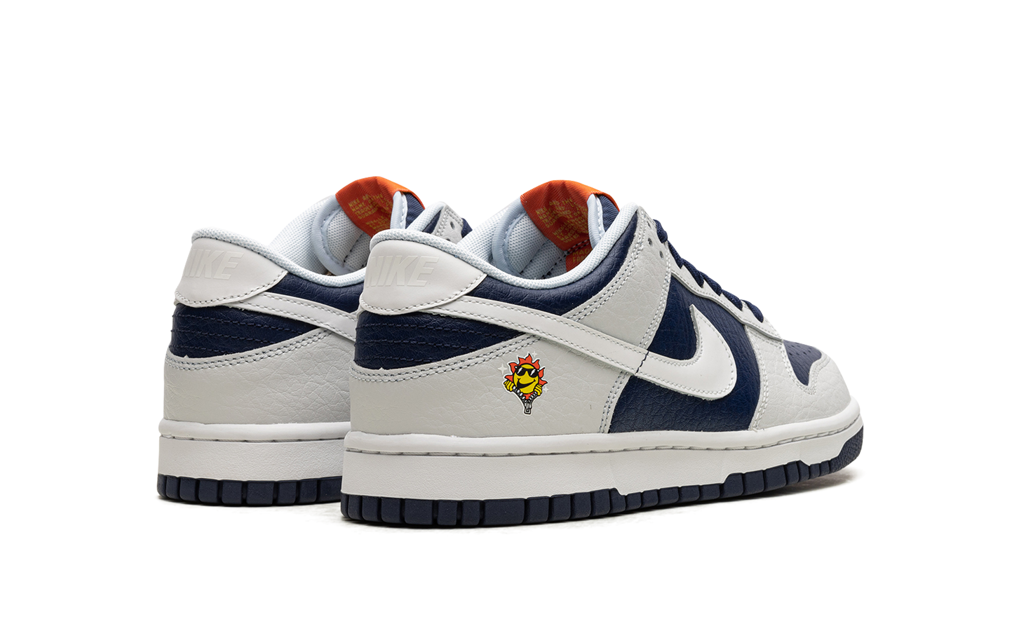 nike dunk low uv reactive photon dust midnight navy gs+FN6968-025+diagnol right behind view