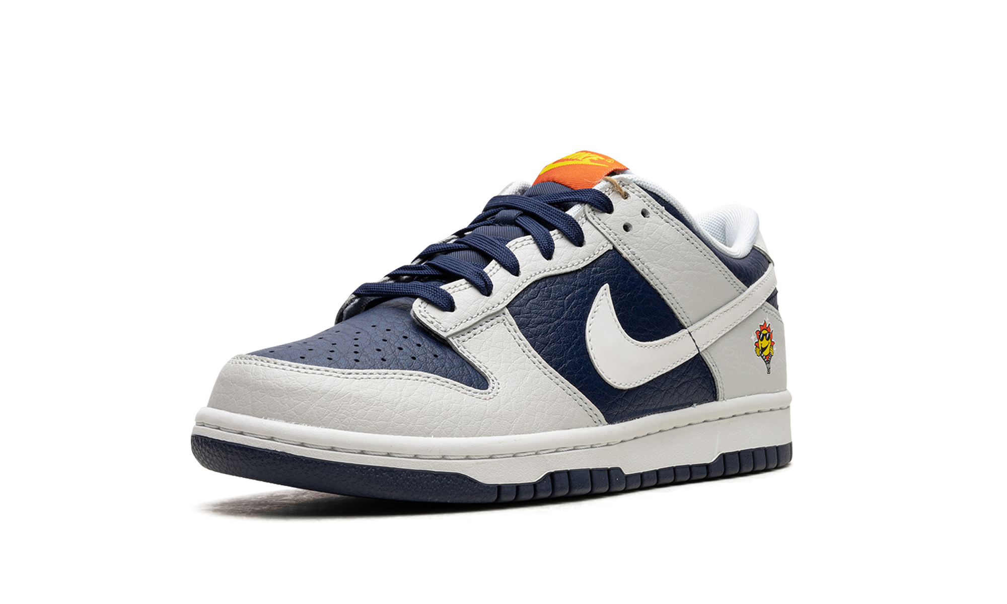 nike dunk low uv reactive photon dust midnight navy gs+FN6968-025+left diagnol single view