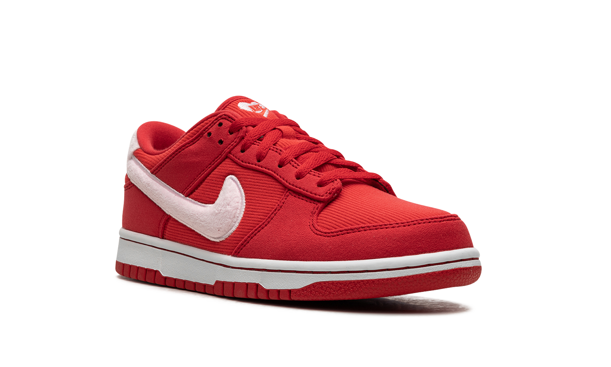nike dunk low valentine s day 2024 gs+FZ3548-612+diagnol right view