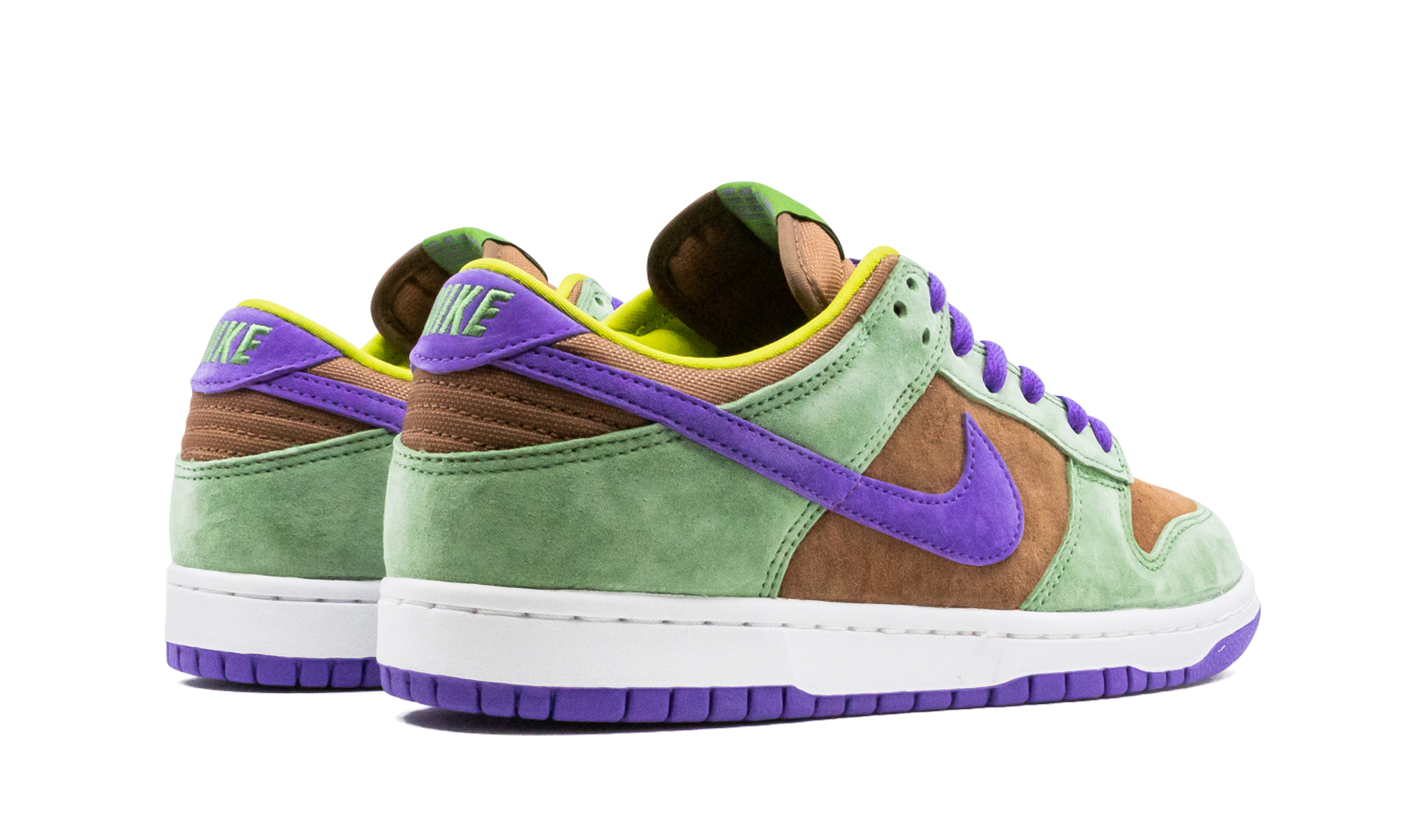 nike dunk low veneer 2020 2024+DA1469-200+diagnol right behind view