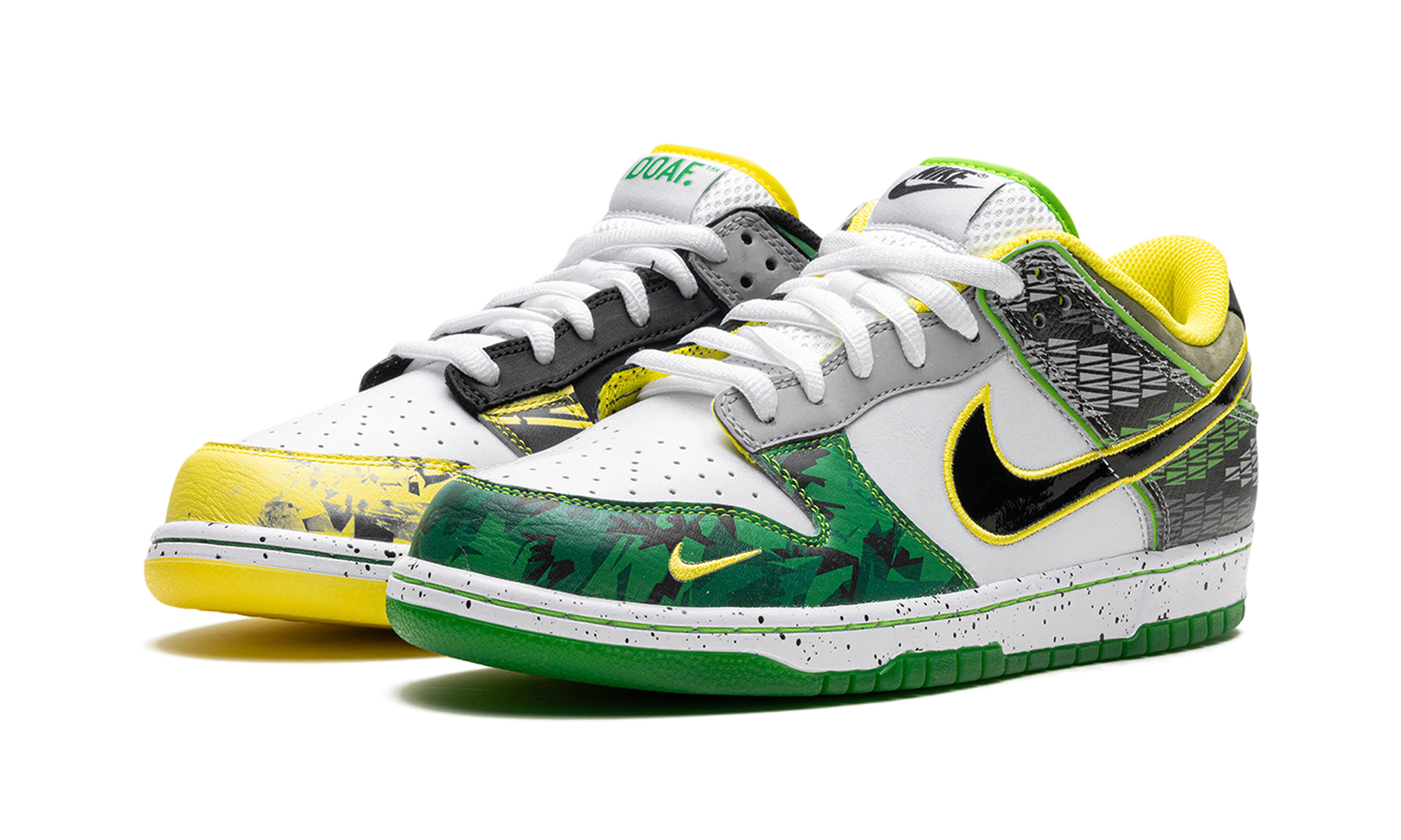 nike dunk low what the duck away university of oregon pe+HV1454-100+diagnol left view