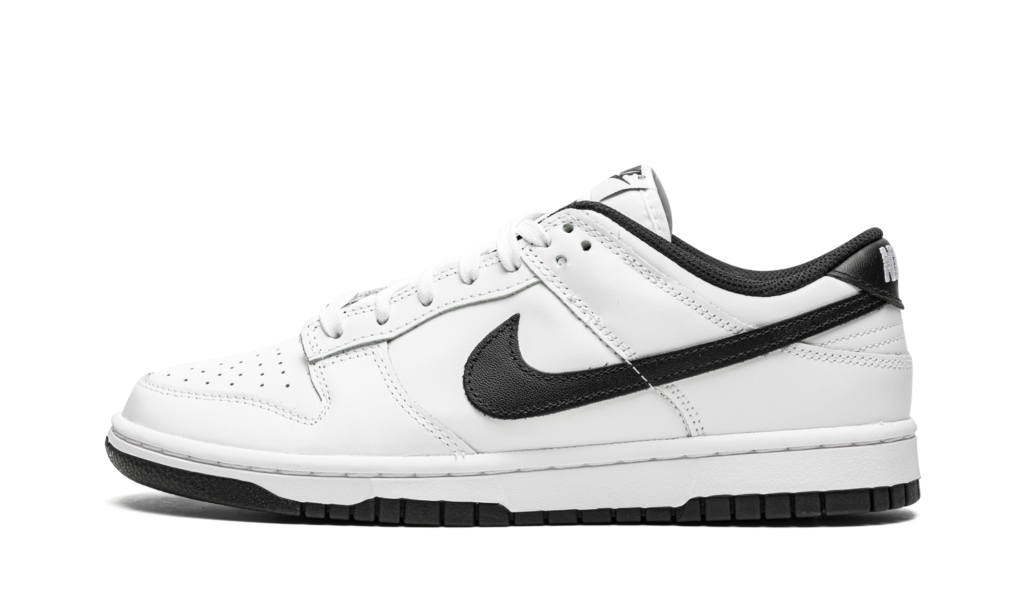nike dunk low white black 2022 women s+DD1503-113+diagnol right view 1