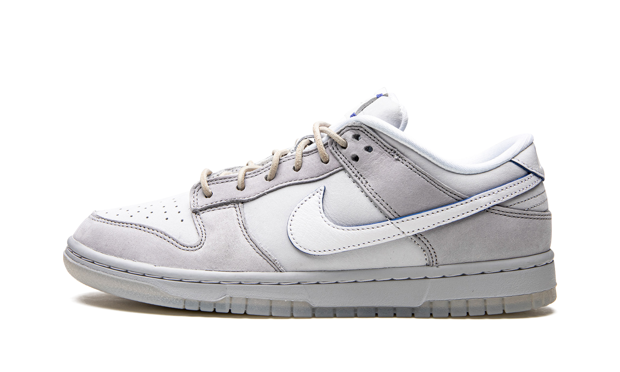 nike dunk low wolf grey pure platinum+DX3722-001+diagnol right view 1