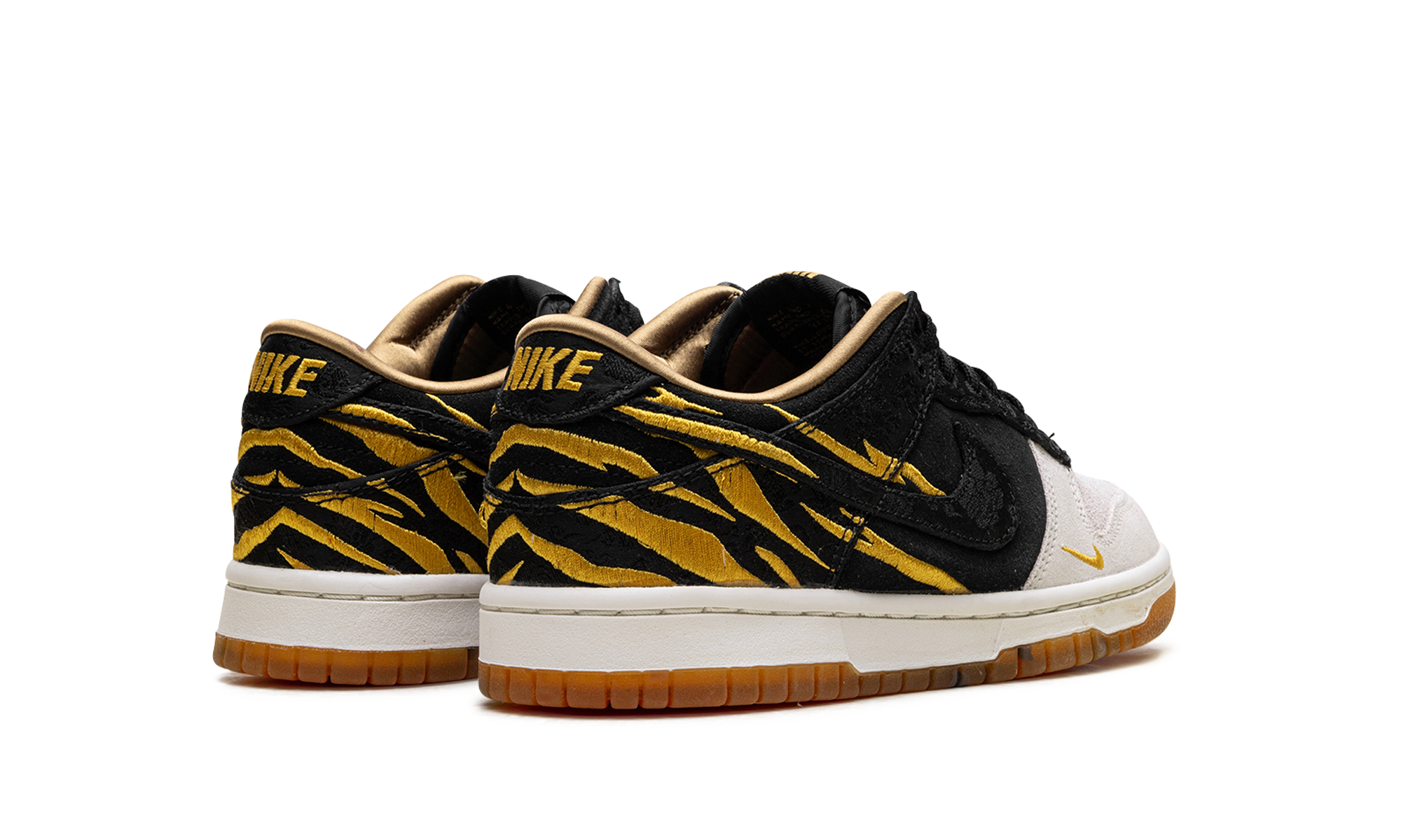 nike dunk low year of the tiger 2022 gs+DQ5351-001+diagnol right behind view