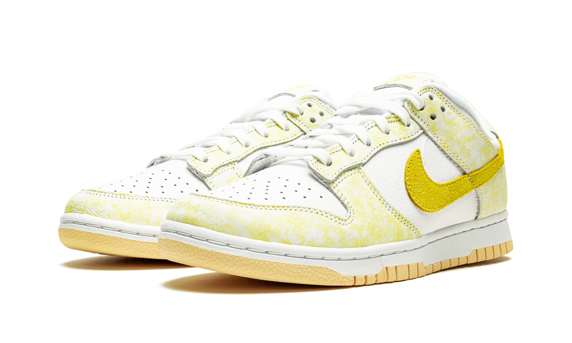 nike dunk low yellow strike women s+DM9467-700+diagnol left view