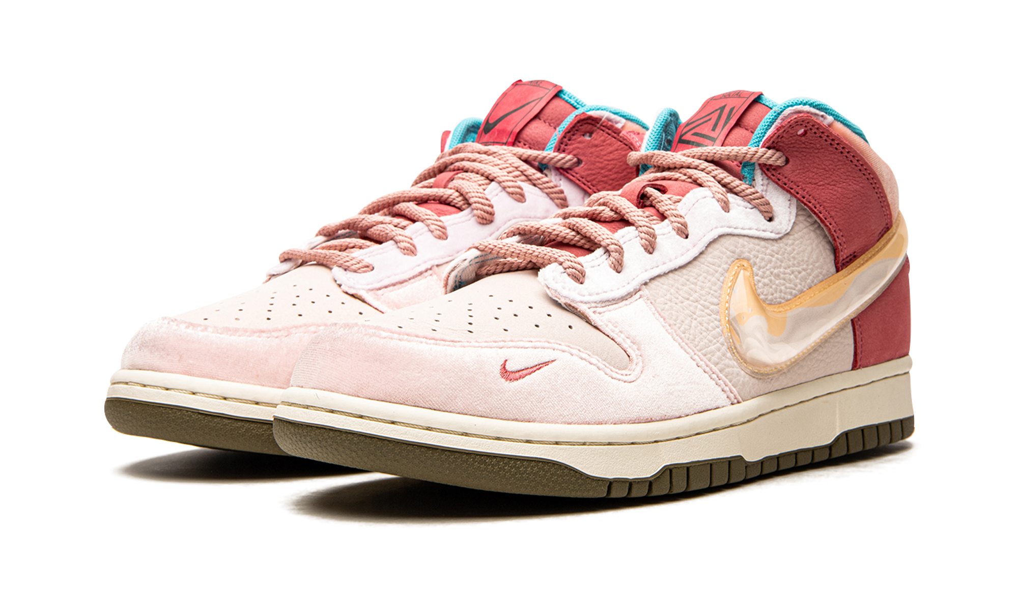 nike dunk mid social status free lunch strawberry milk+DJ1173-600+diagnol left view