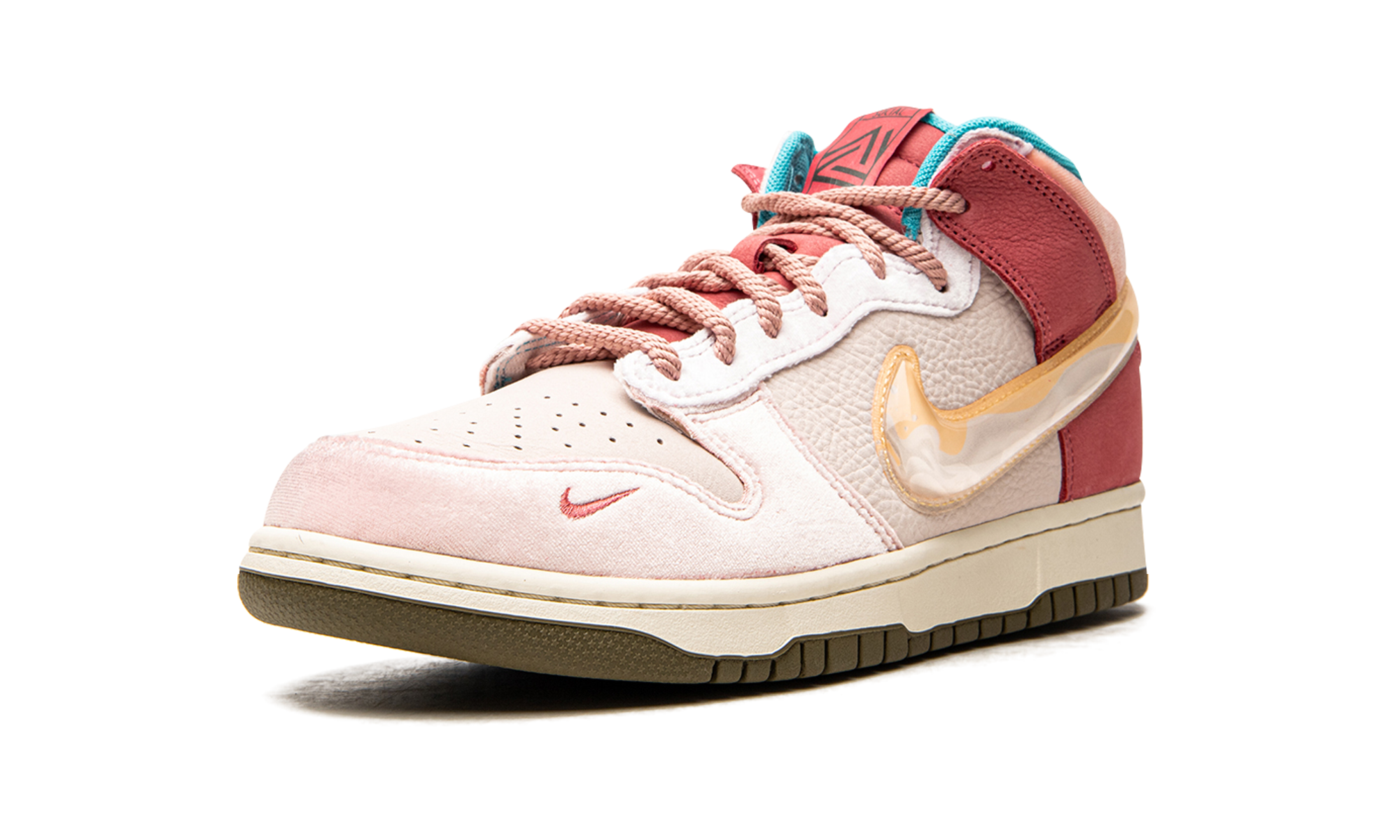nike dunk mid social status free lunch strawberry milk+DJ1173-600+left diagnol single view