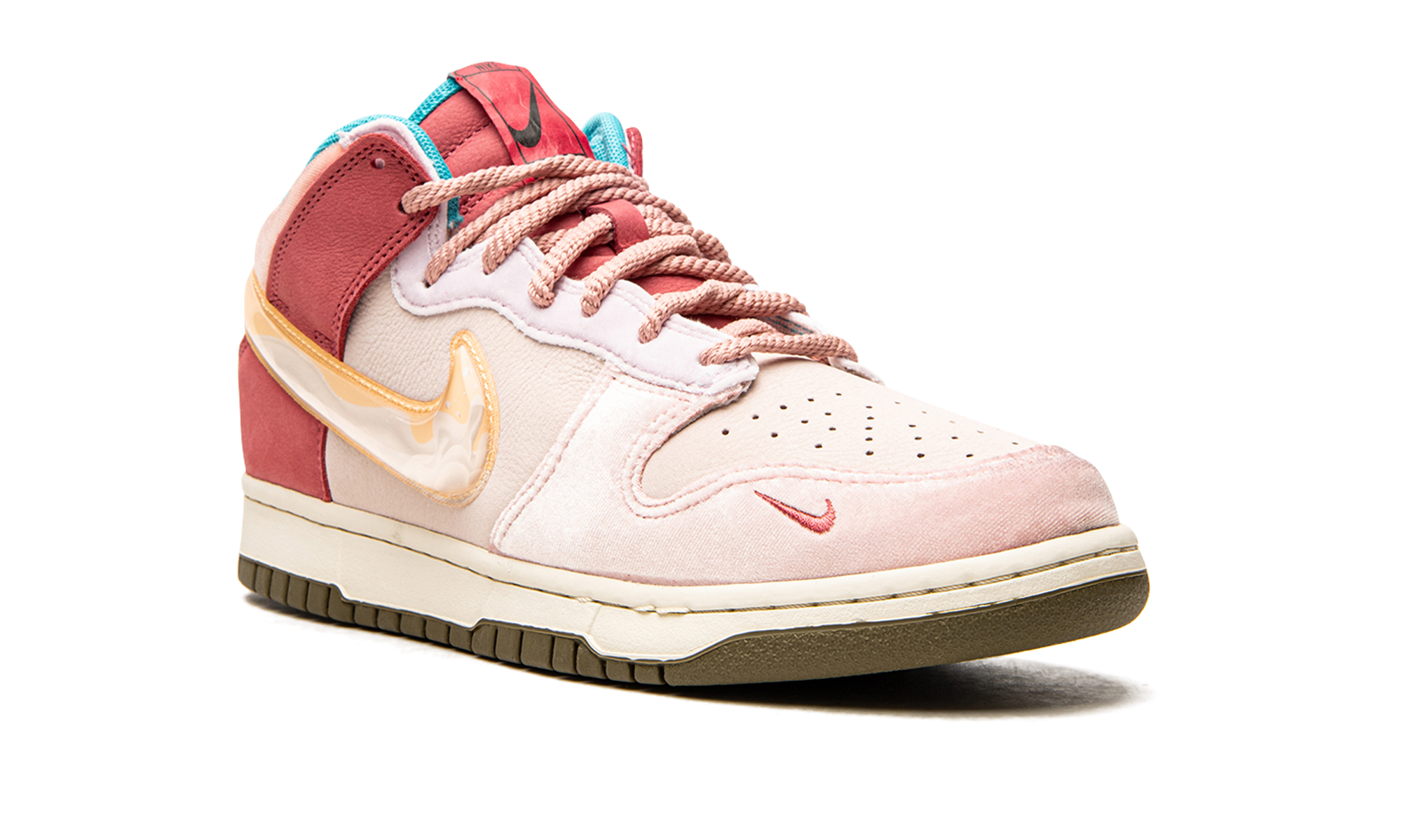 nike dunk mid social status free lunch strawberry milk+DJ1173-600+diagnol right view
