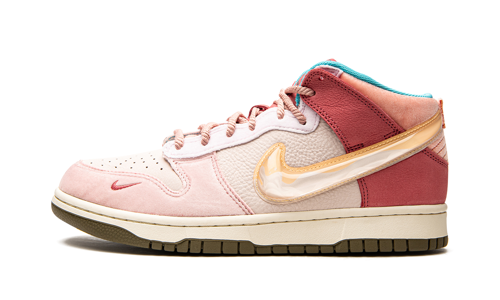 nike dunk mid social status free lunch strawberry milk+DJ1173-600+diagnol right view 1