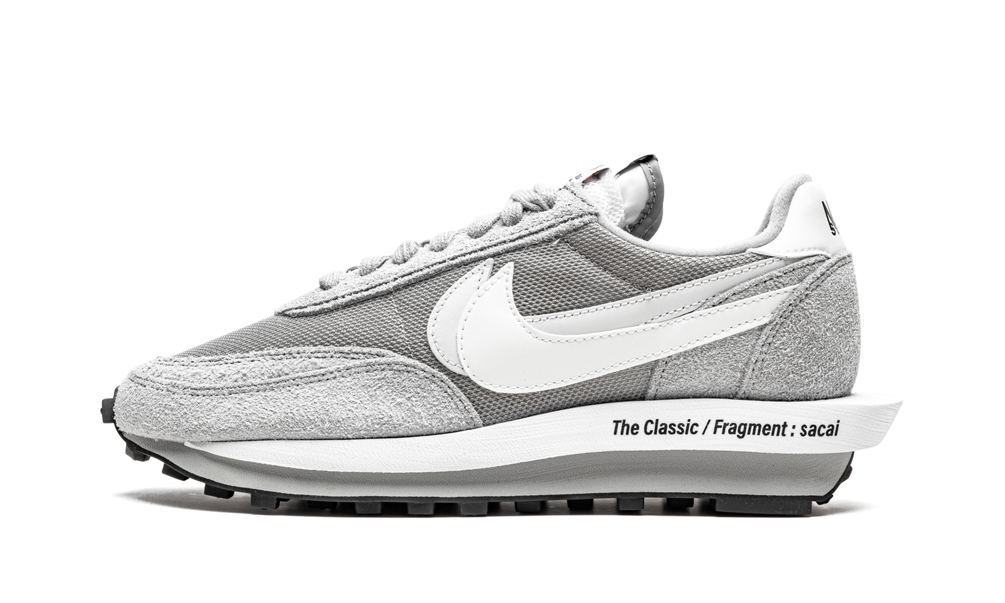 nike ld waffle sf sacai fragment grey+DH2684-001+diagnol right view 1