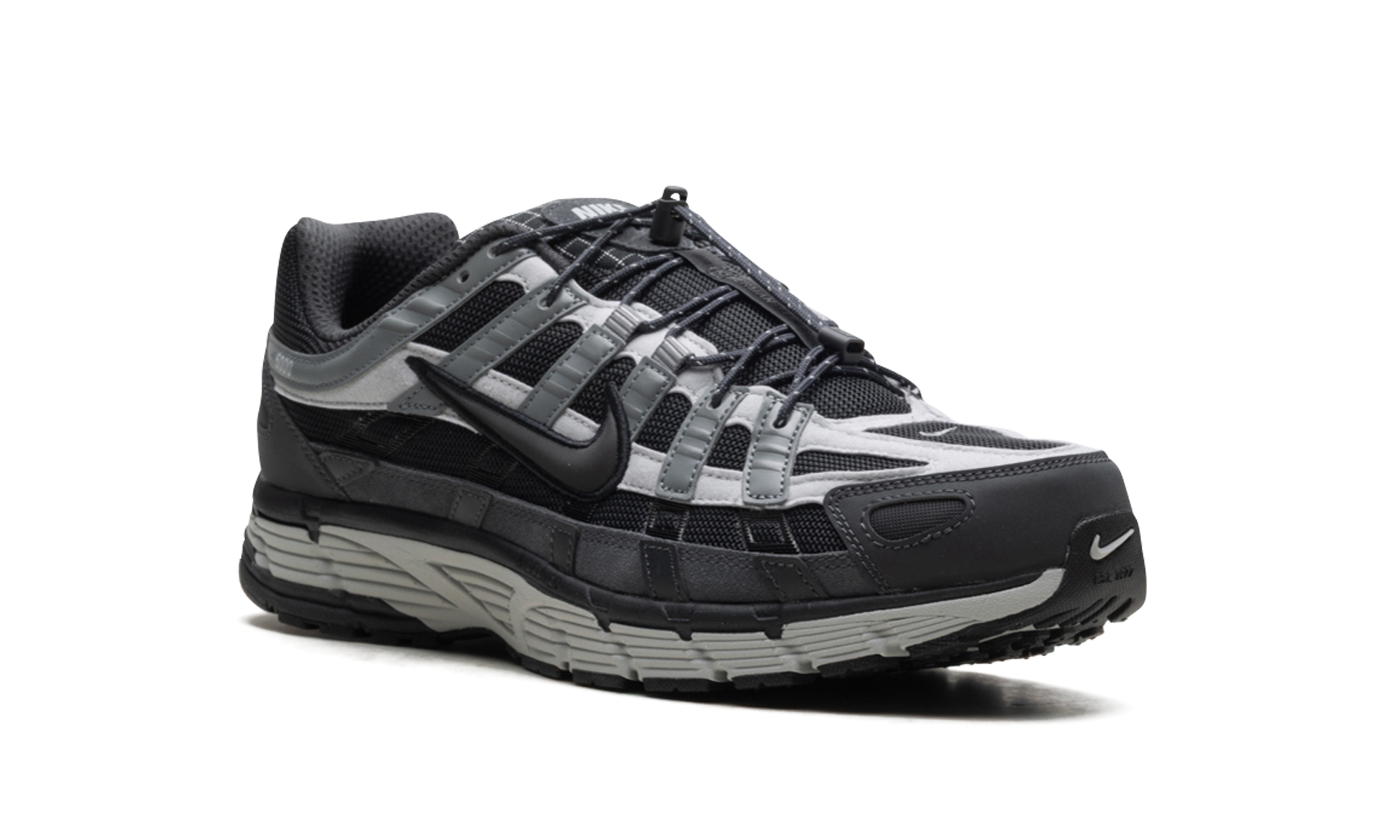 nike p 6000 anthracite smoke grey+HQ3818-001+diagnol right view