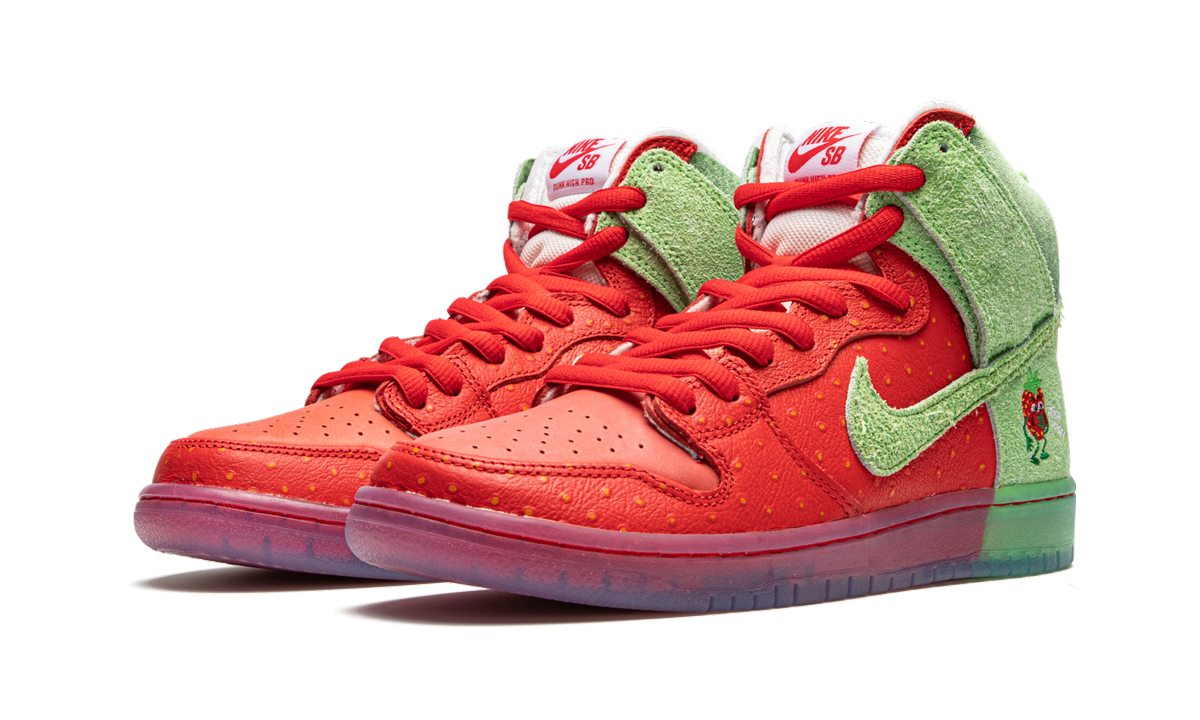 nike sb dunk high strawberry cough+CW7093-600+diagnol left view