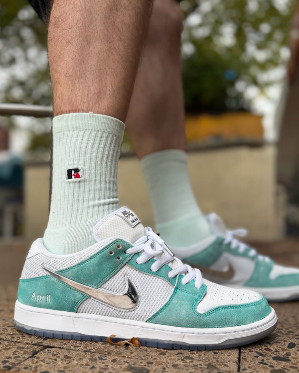 Nike SB Dunk Low April Skateboards, Lifestyle View 5, SKU FD2562-400