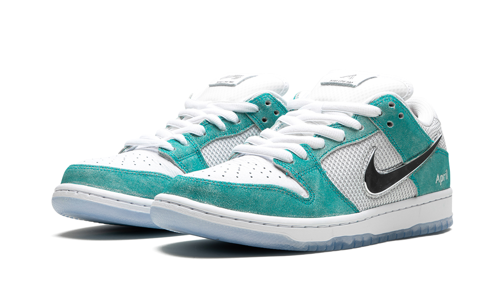 nike sb dunk low april skateboards+FD2562-400+diagnol left view